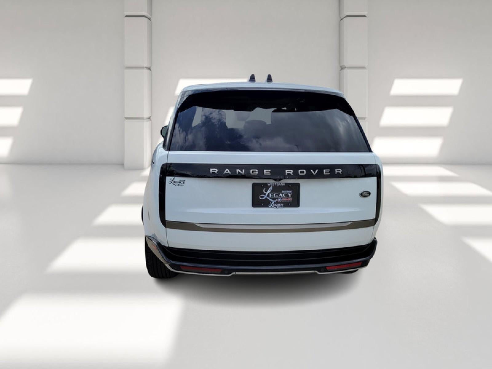 2023 Land Rover Range Rover SE