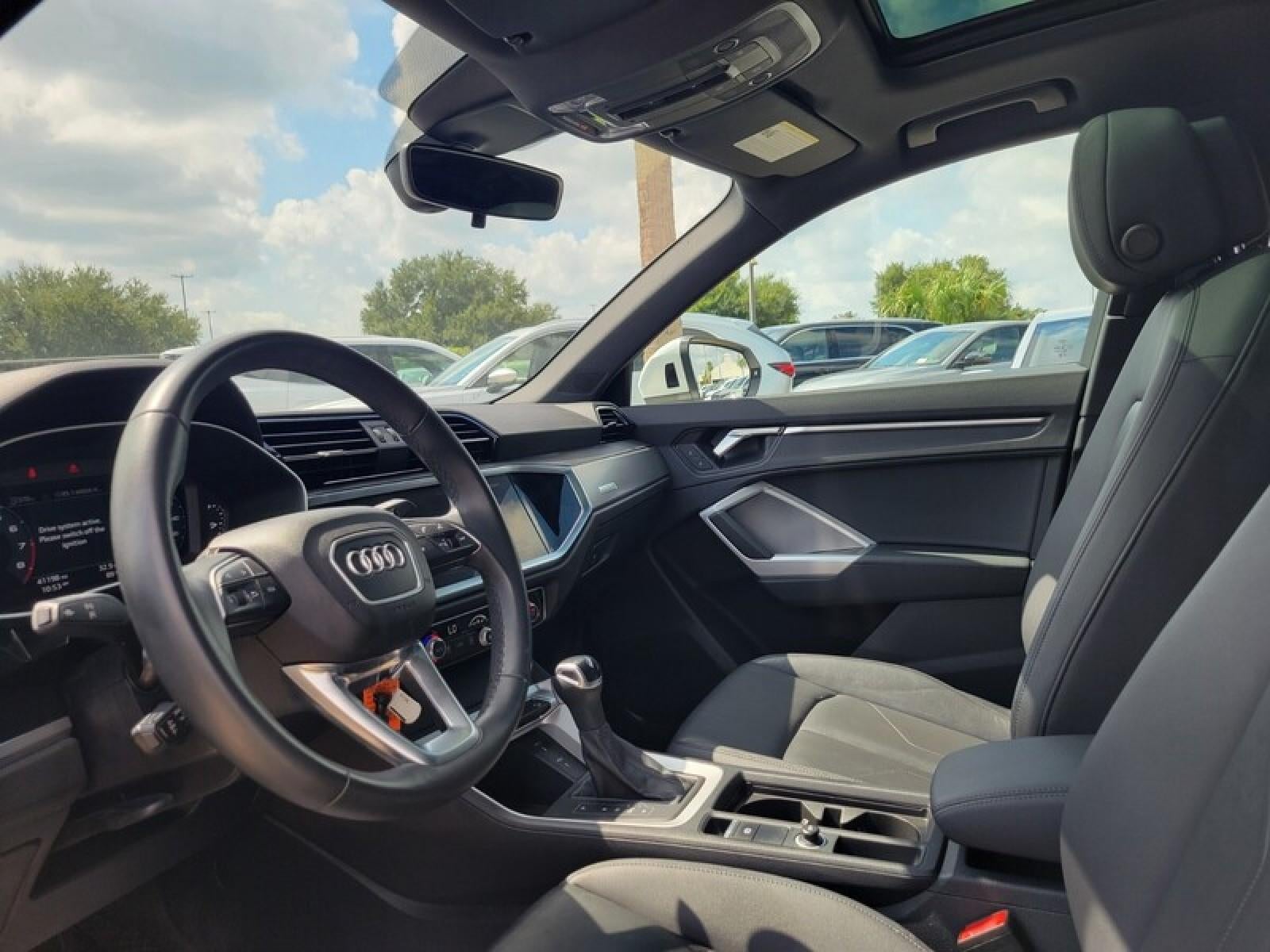 2025 Audi Q3 S line Premium