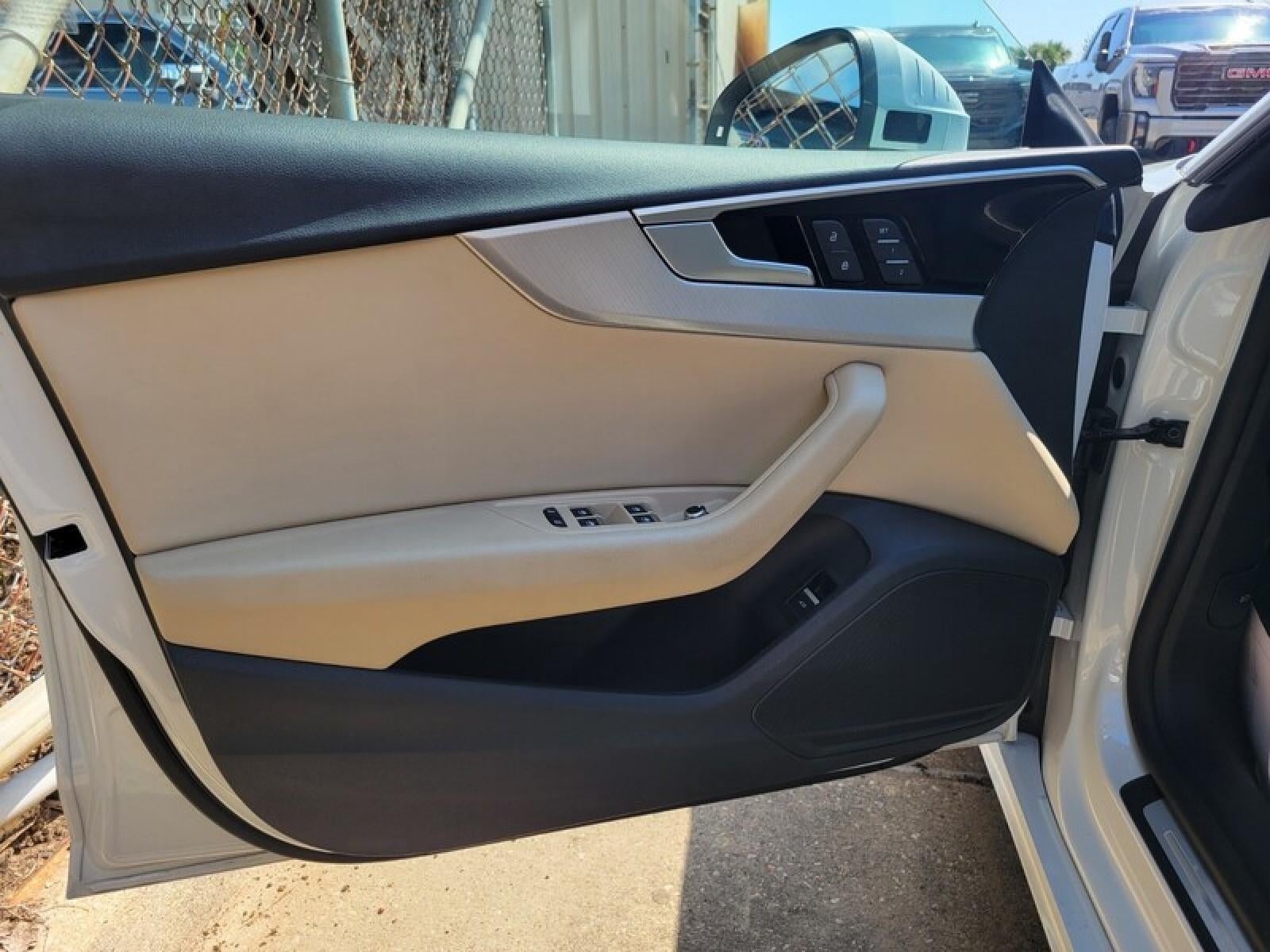 2025 Audi A5 Sportback S line Premium