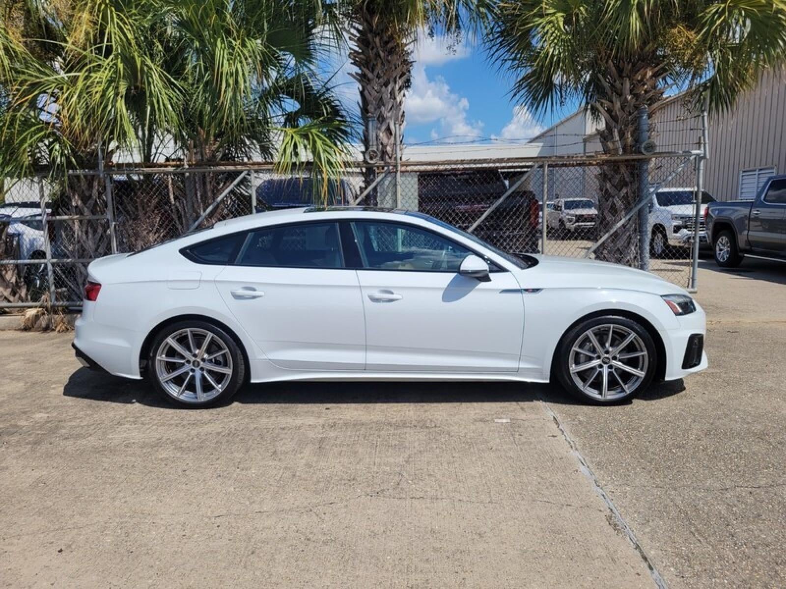 2025 Audi A5 Sportback S line Premium