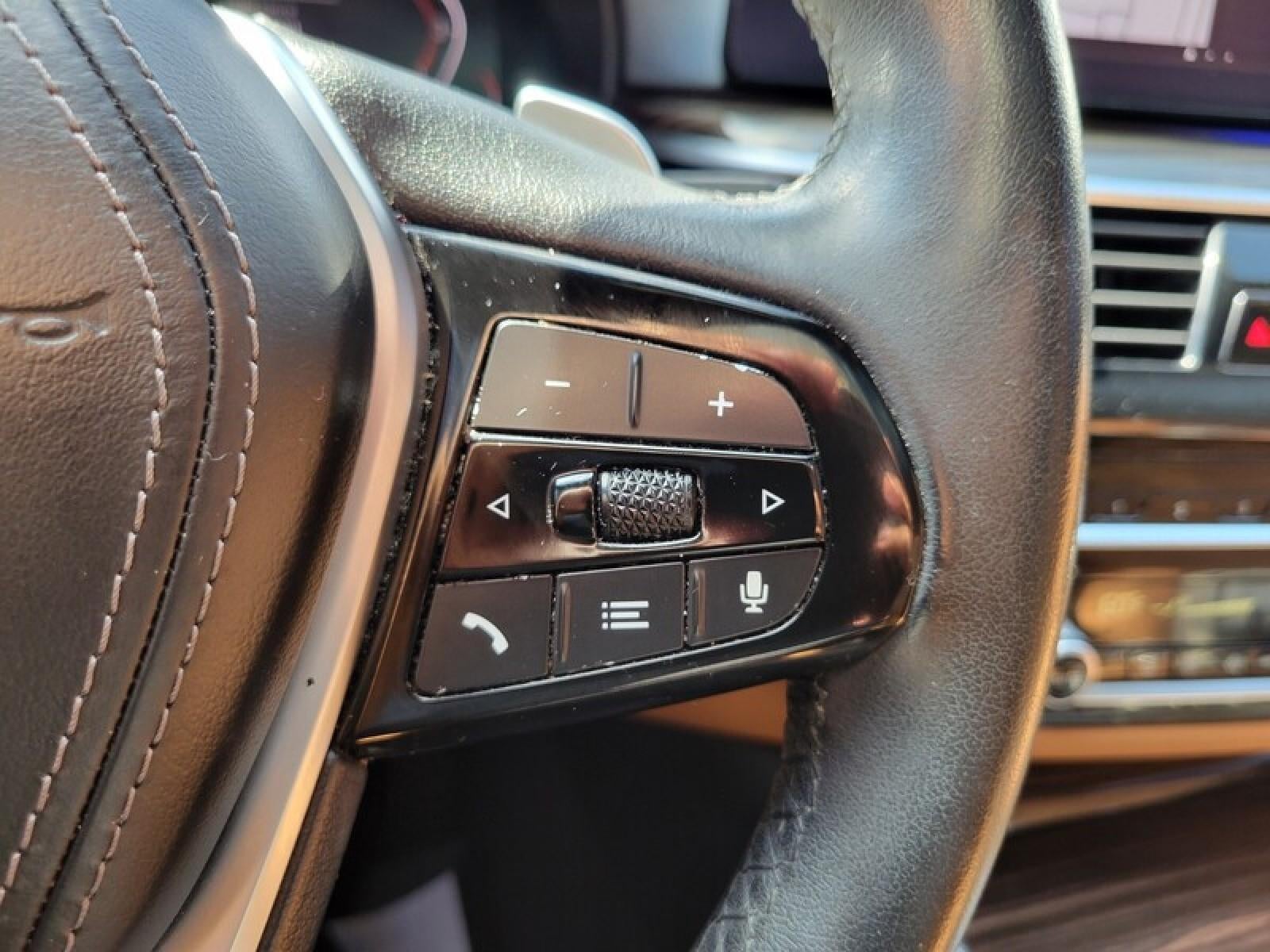 2021 BMW 5 Series 530i
