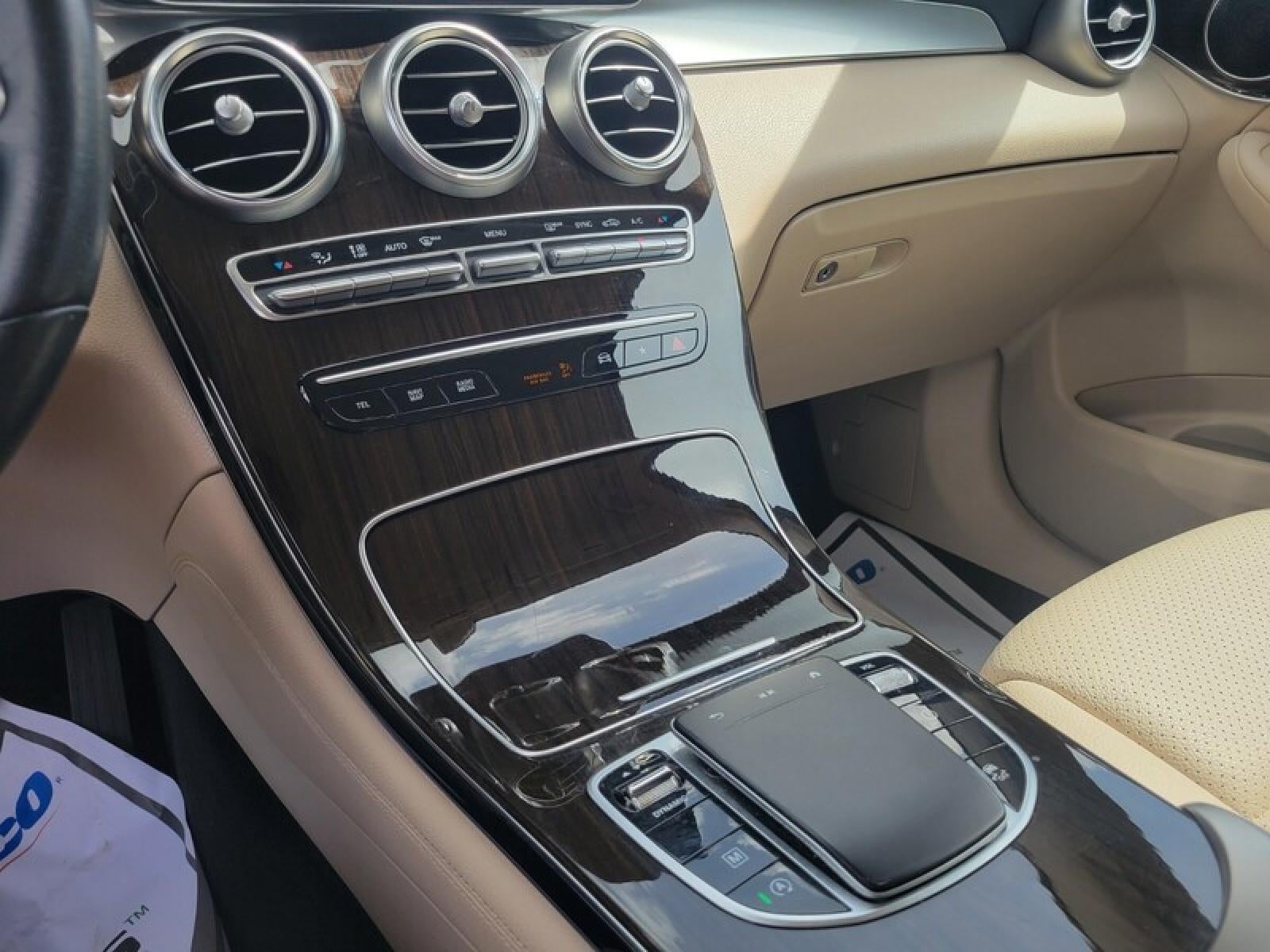 2020 Mercedes-Benz GLC GLC 300