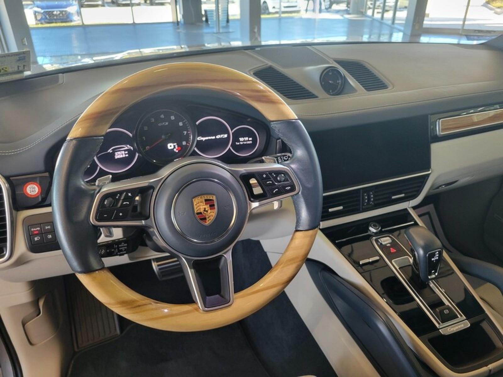2022 Porsche Cayenne GTS