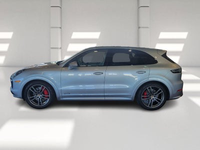 2022 Porsche Cayenne GTS
