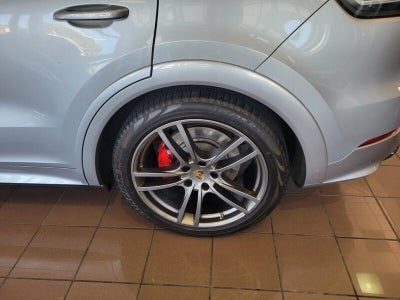 2022 Porsche Cayenne GTS