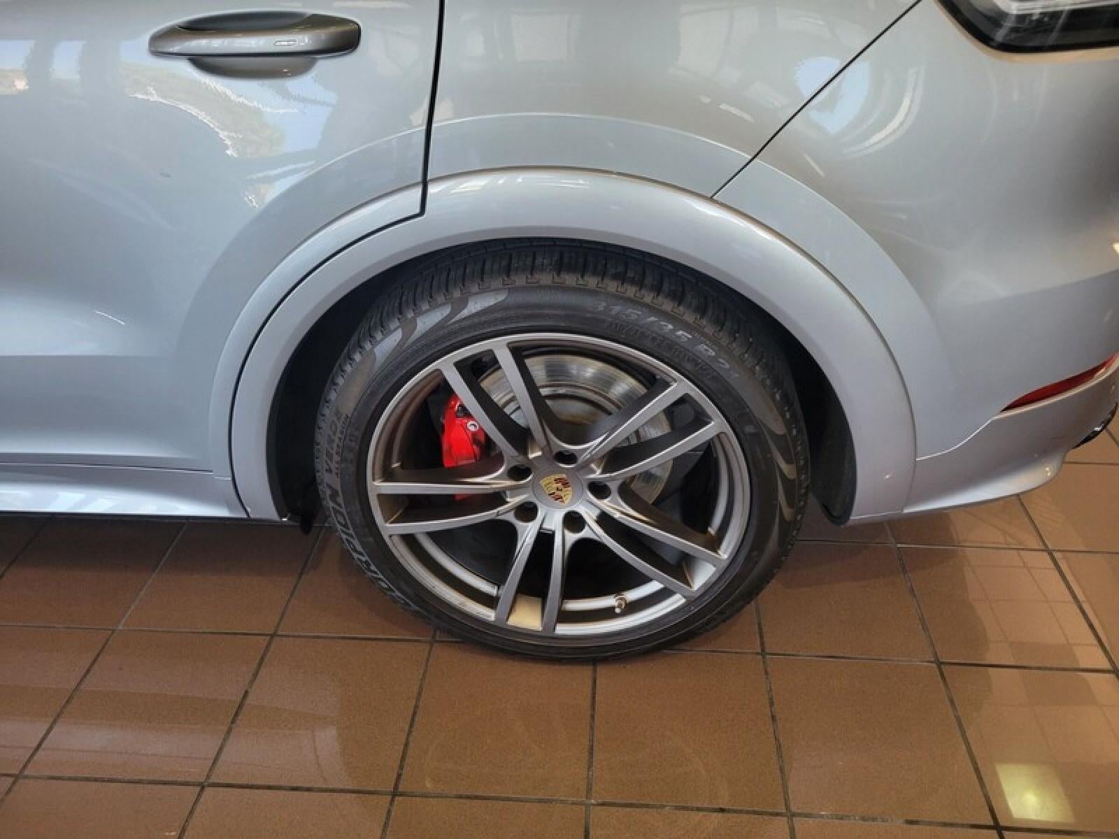 2022 Porsche Cayenne GTS