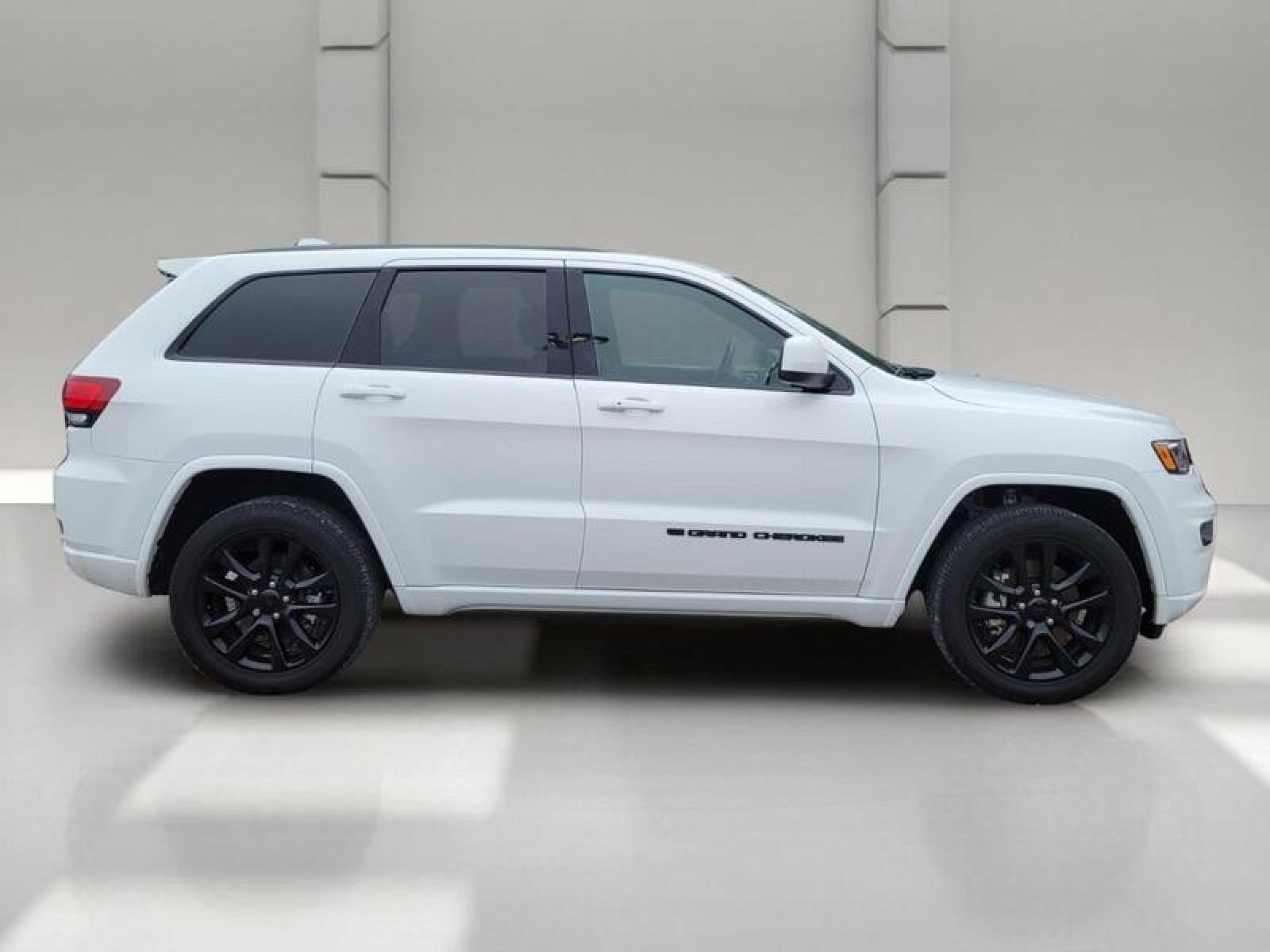 2022 Jeep Grand Cherokee WK Laredo X