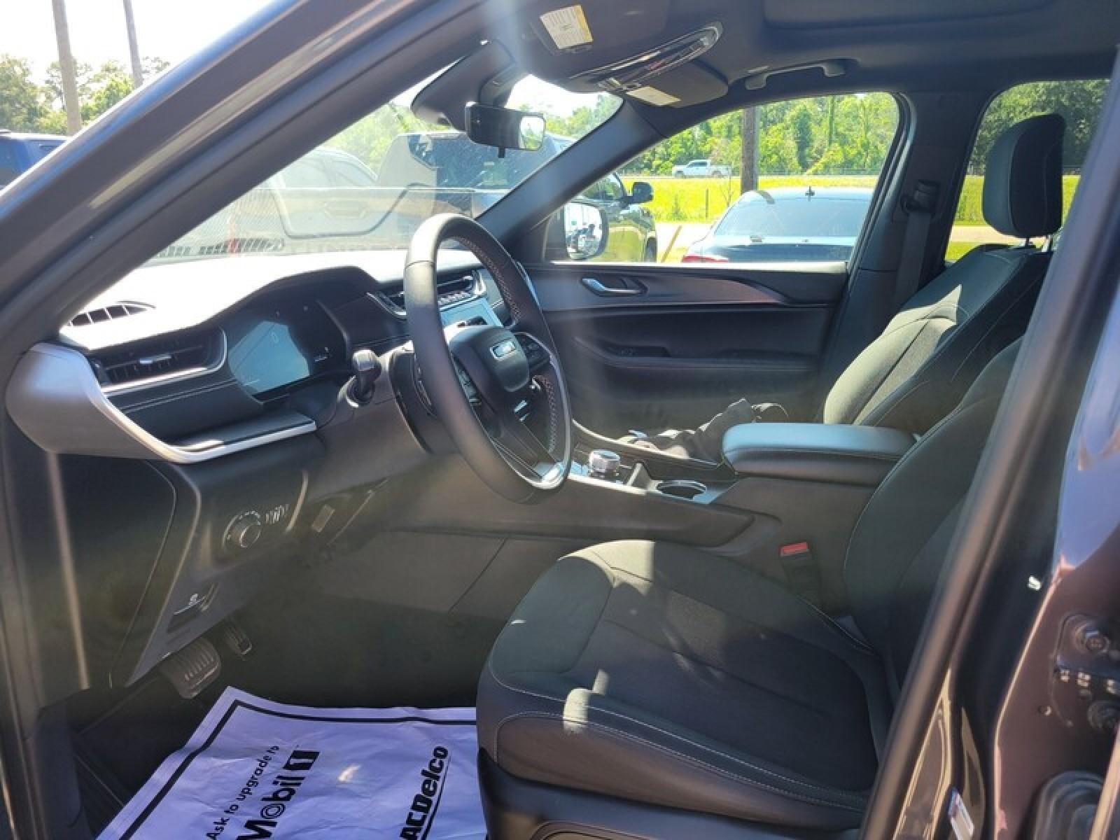2025 Jeep Grand Cherokee L Laredo X