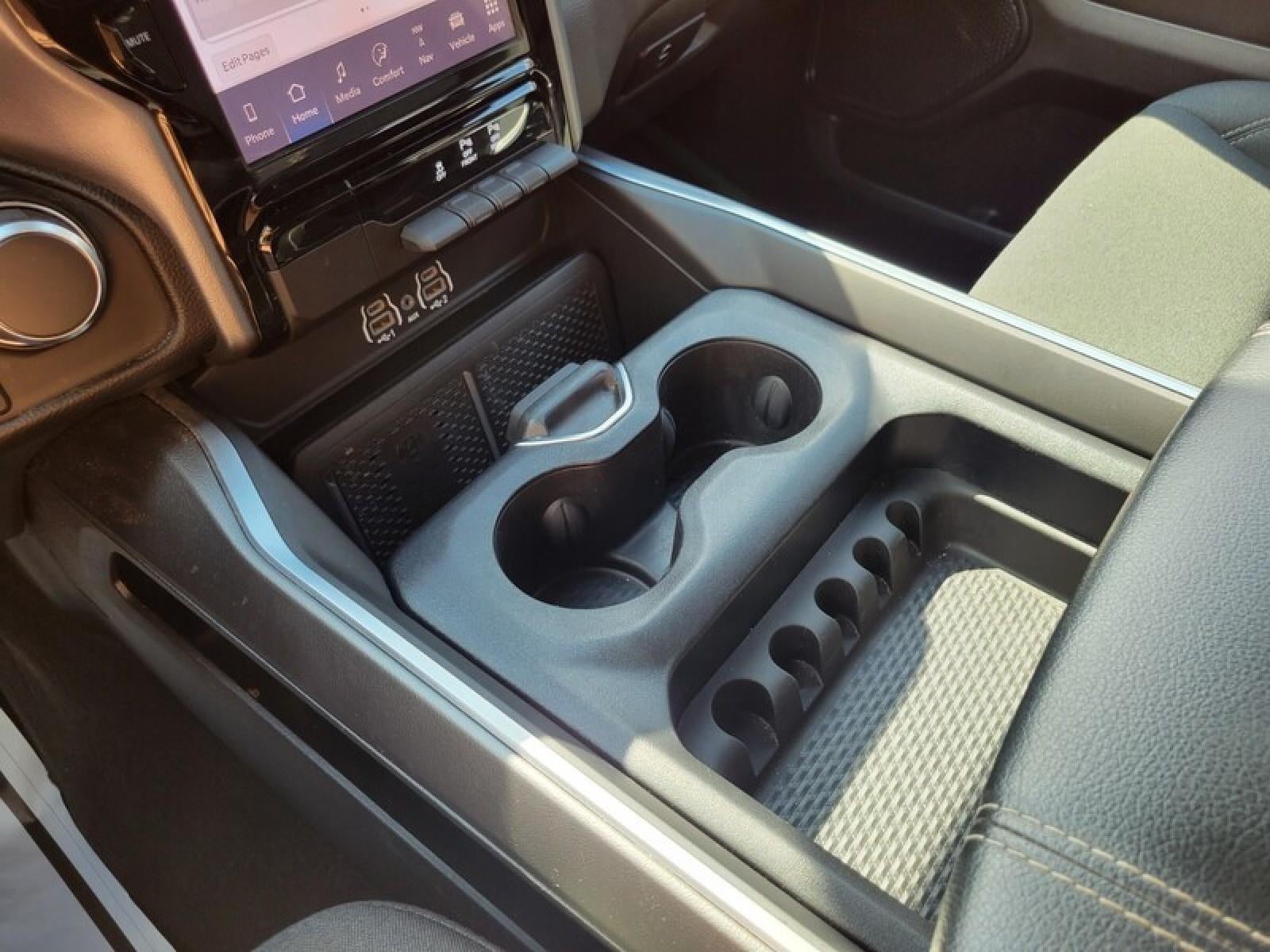 2025 RAM 1500 XLT