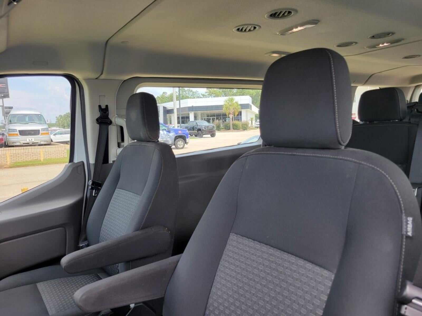 2023 Ford Transit Passenger Wagon XL