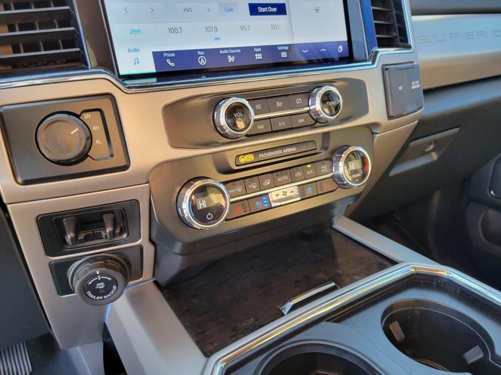 2022 Ford Super Duty F-350 DRW XL