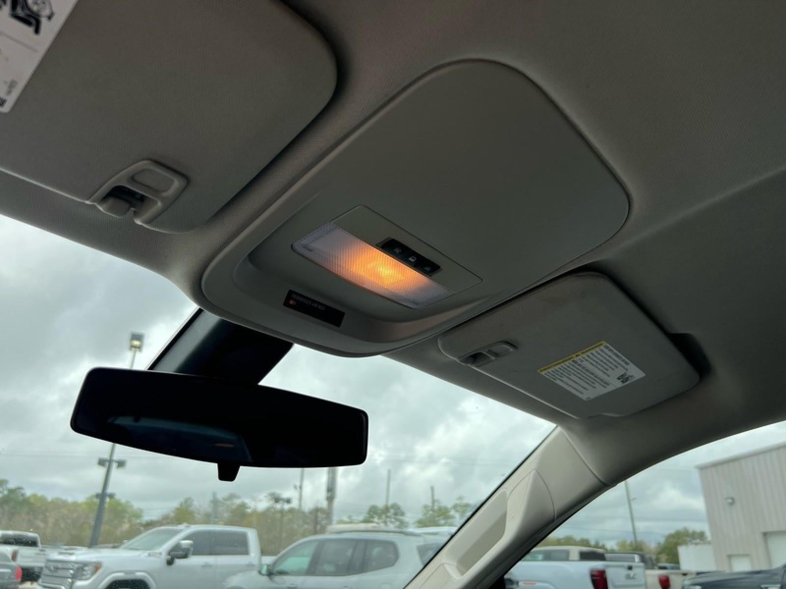 2022 Chevrolet Colorado WT Custom Special Edition