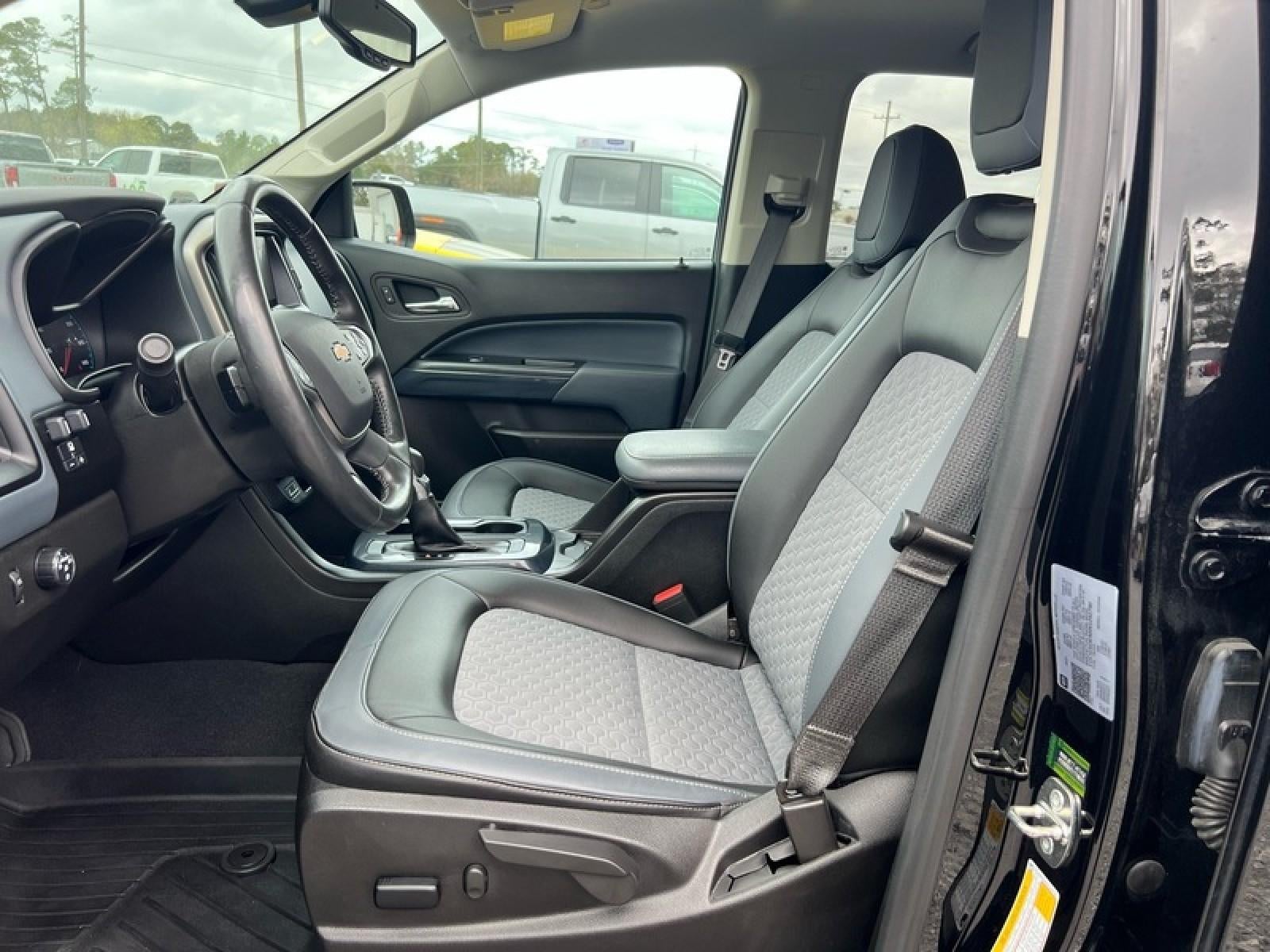 2022 Chevrolet Colorado Z71 Z71 Midnight Edition