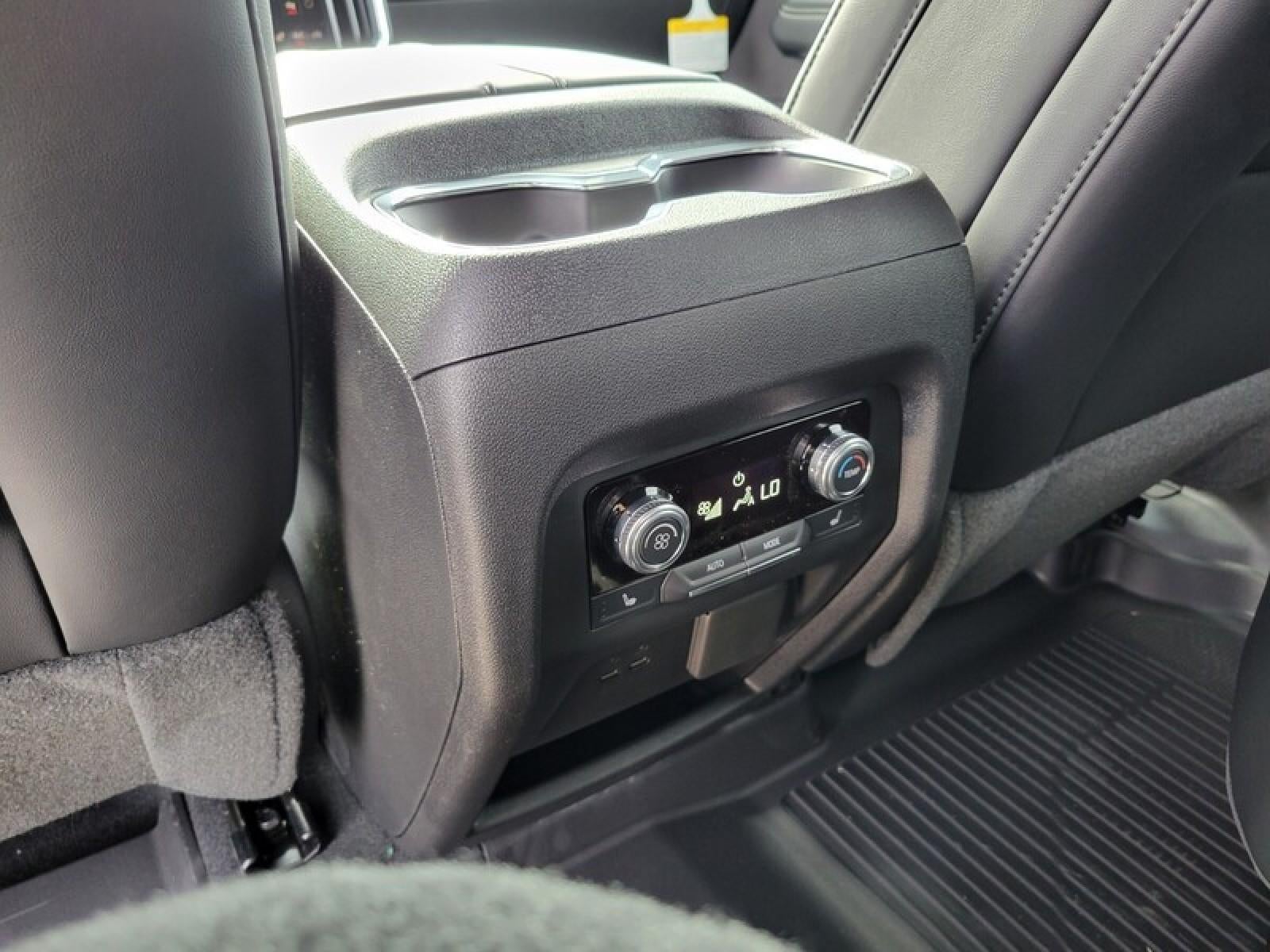 2026 GMC Acadia FWD Elevation