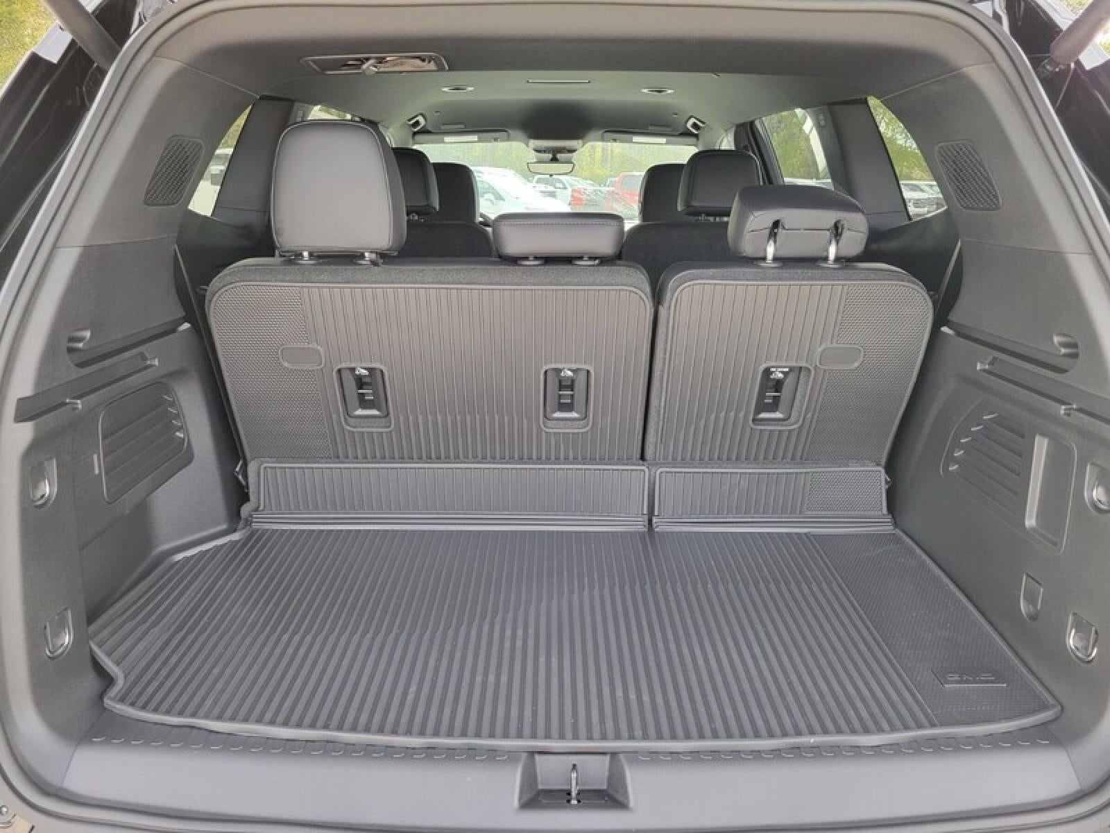 2026 GMC Acadia FWD Elevation