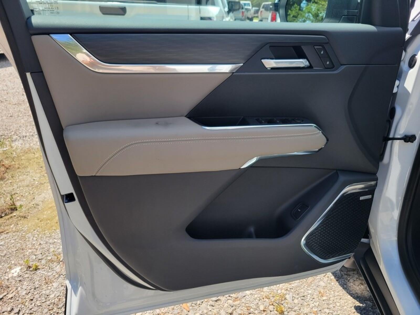 2027 GMC Acadia FWD Elevation