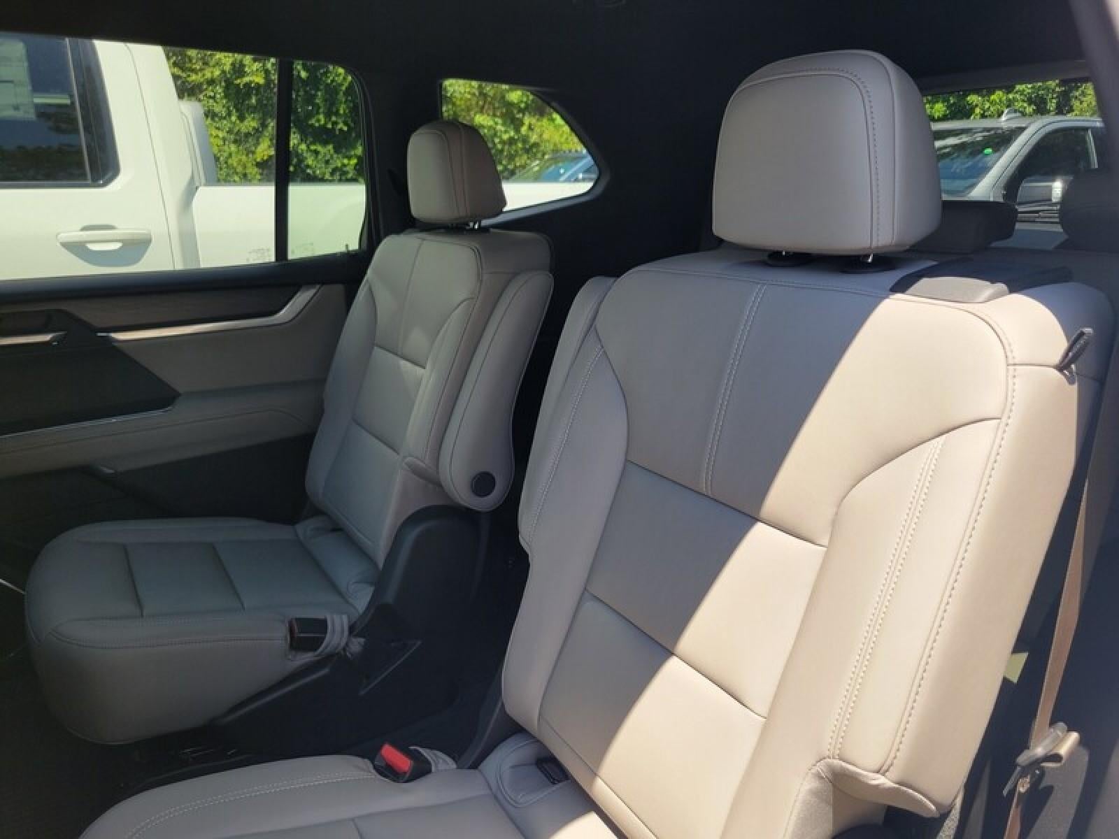 2027 GMC Acadia FWD Elevation