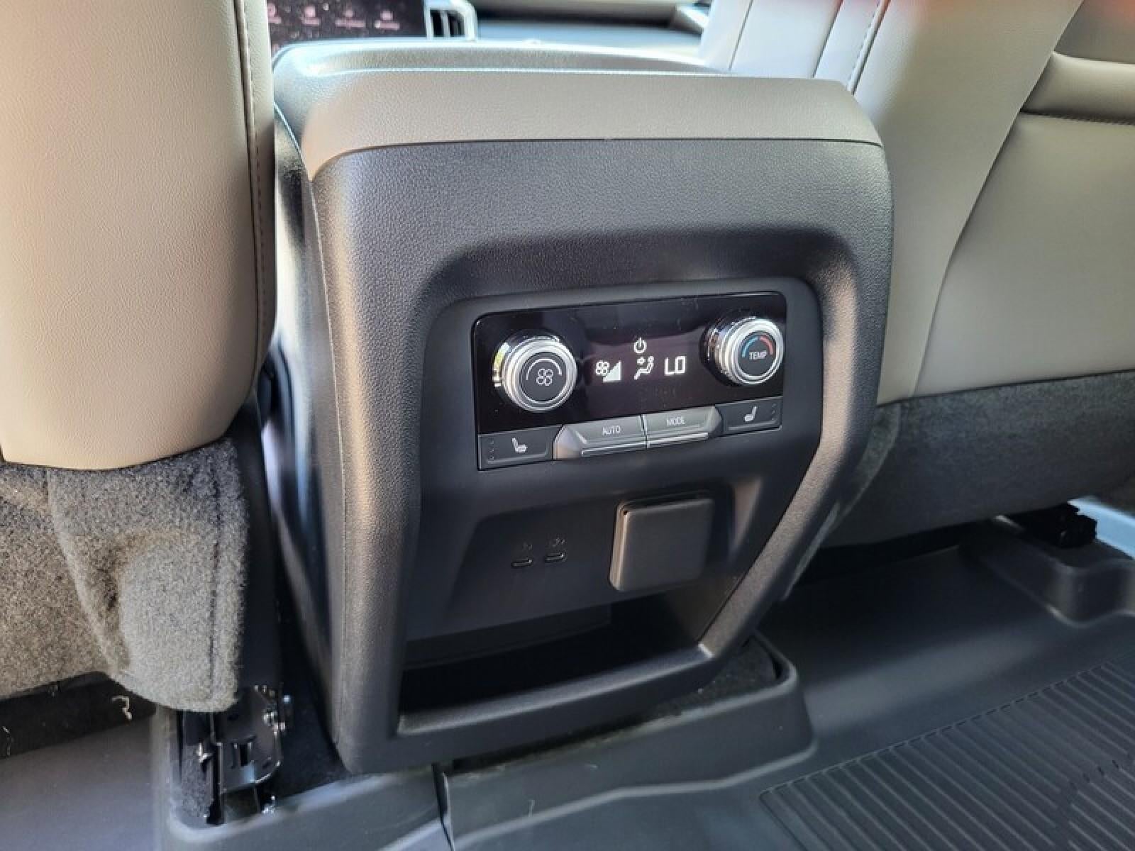 2027 GMC Acadia FWD Elevation
