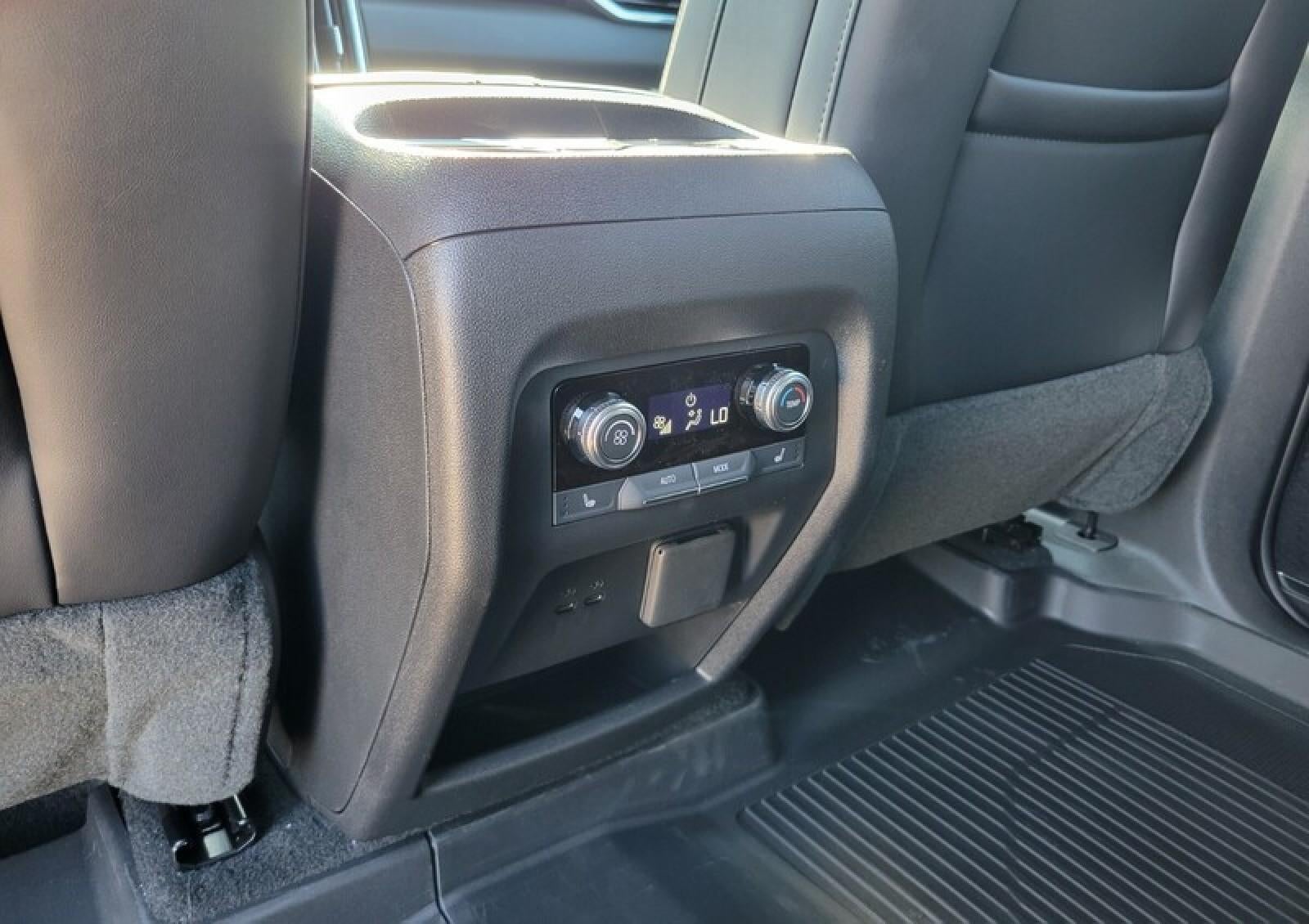 2026 GMC Acadia FWD Elevation