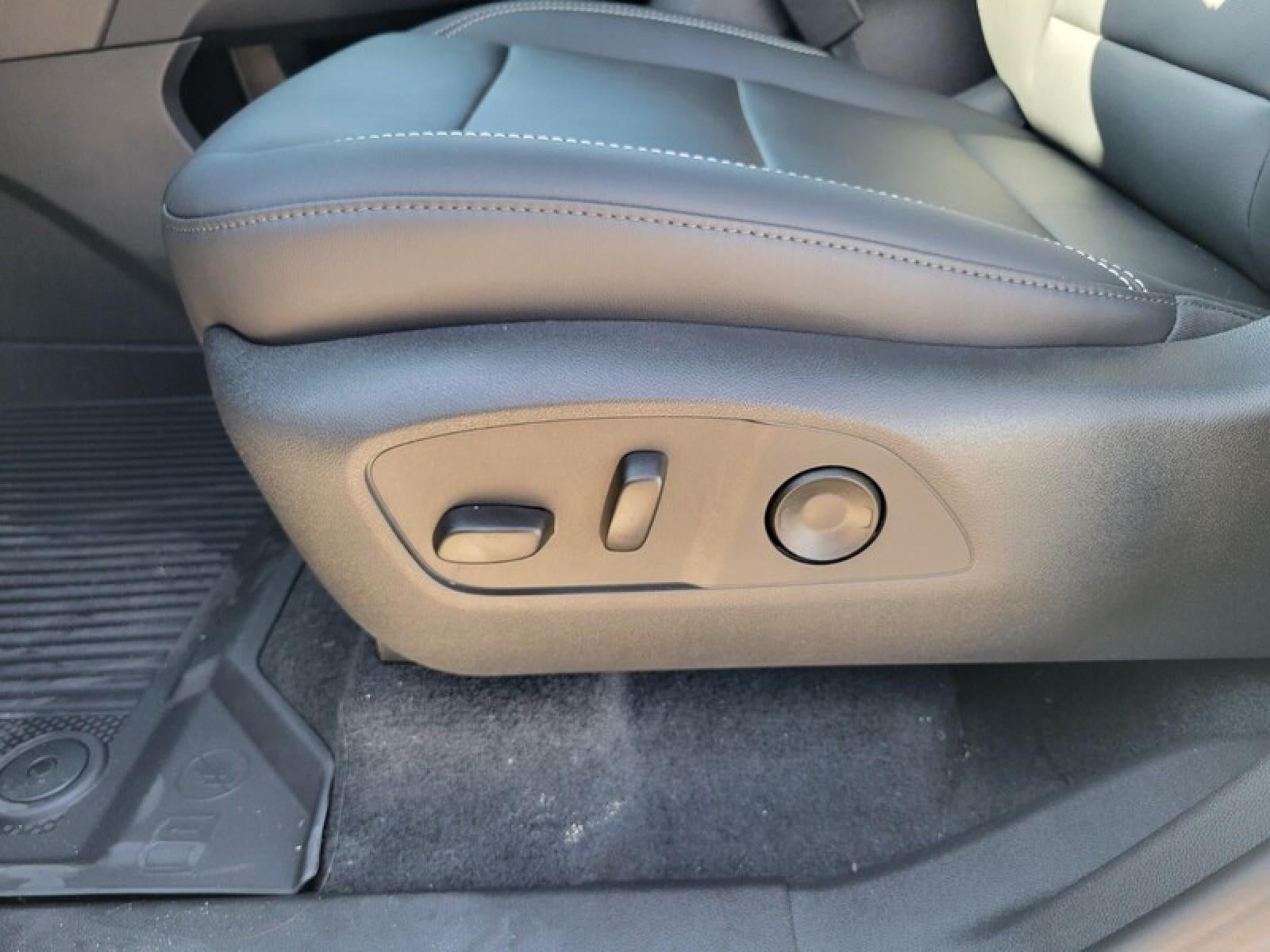 2026 GMC Acadia FWD Elevation