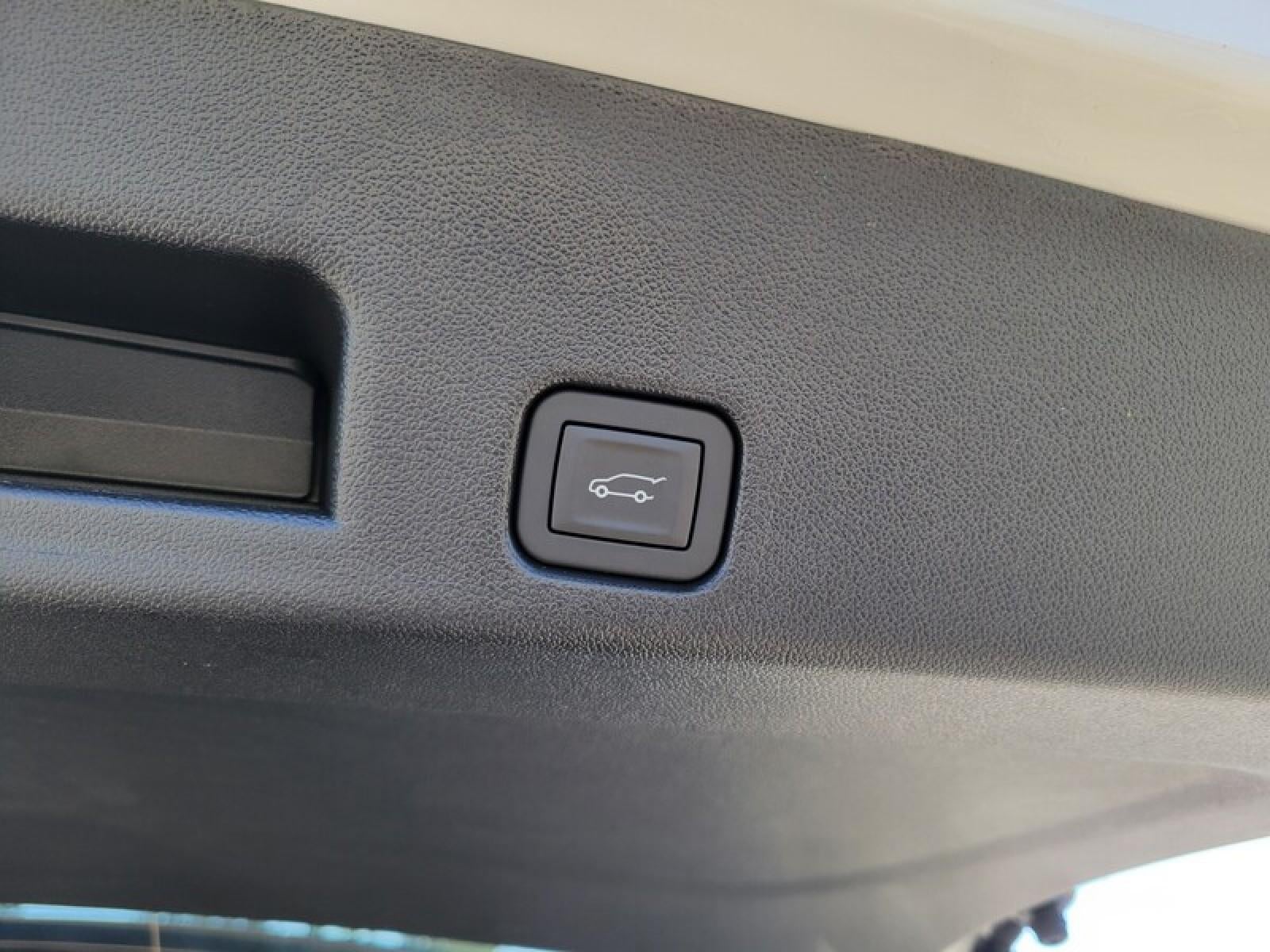 2026 GMC Acadia FWD Elevation