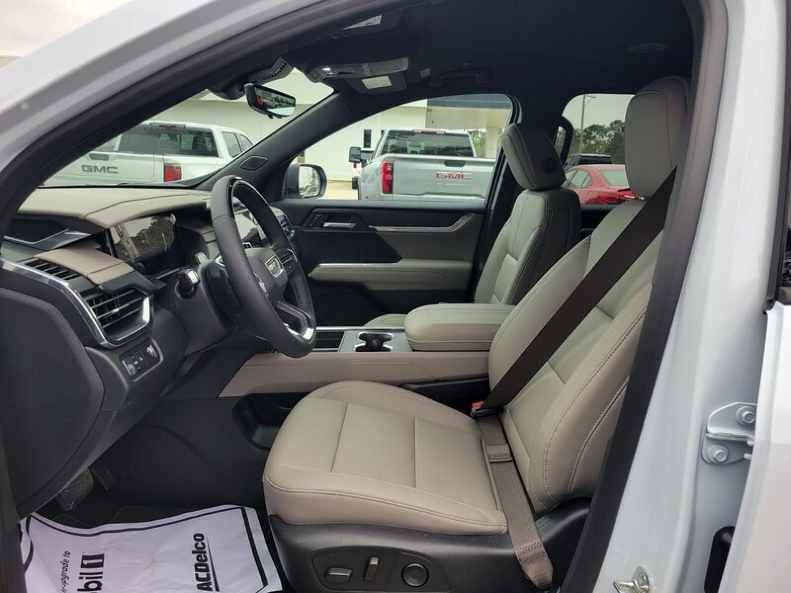 2026 GMC Acadia FWD Elevation