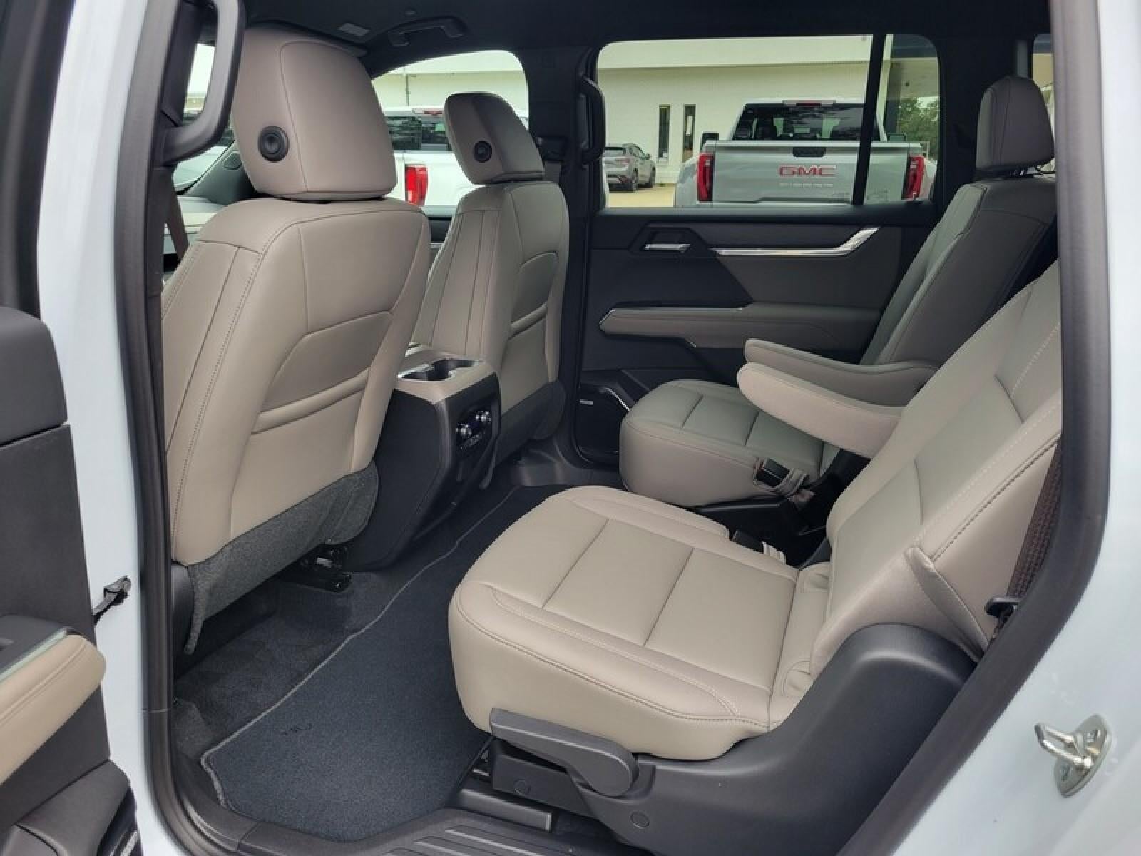 2026 GMC Acadia FWD Elevation