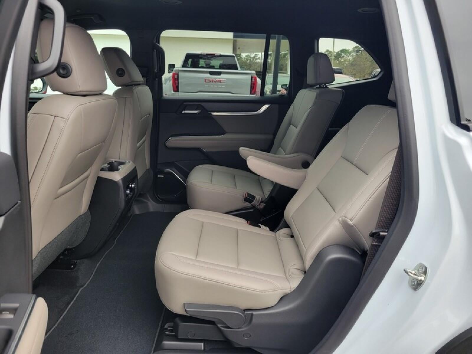 2026 GMC Acadia FWD Elevation