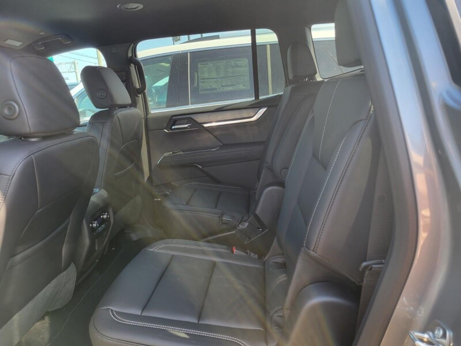 2026 GMC Acadia FWD Elevation