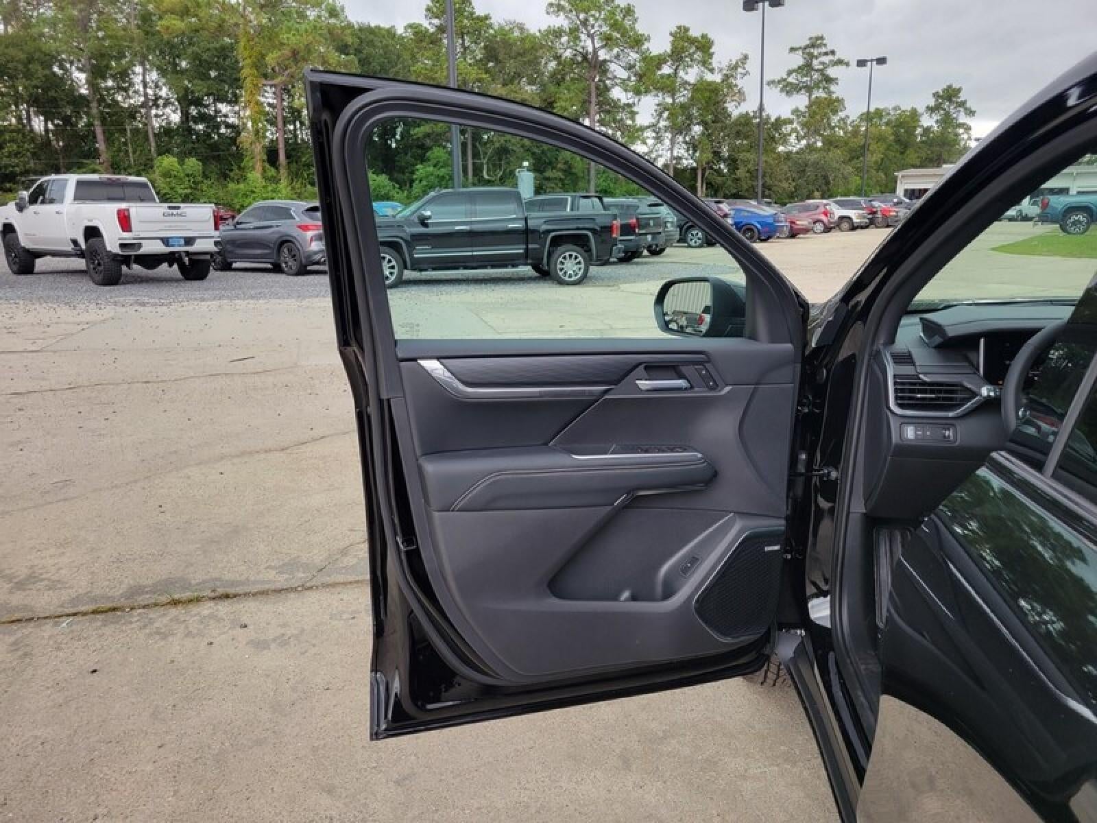 2026 GMC Acadia FWD Elevation