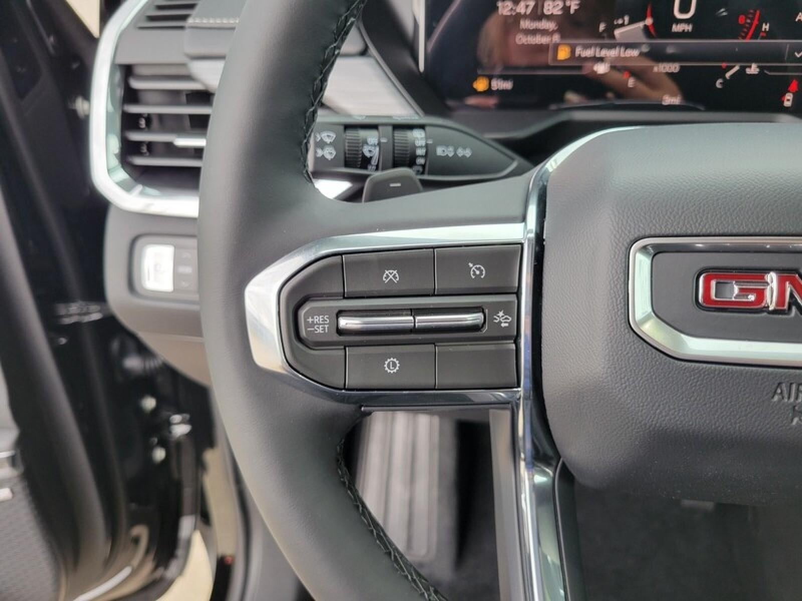 2026 GMC Acadia FWD Elevation