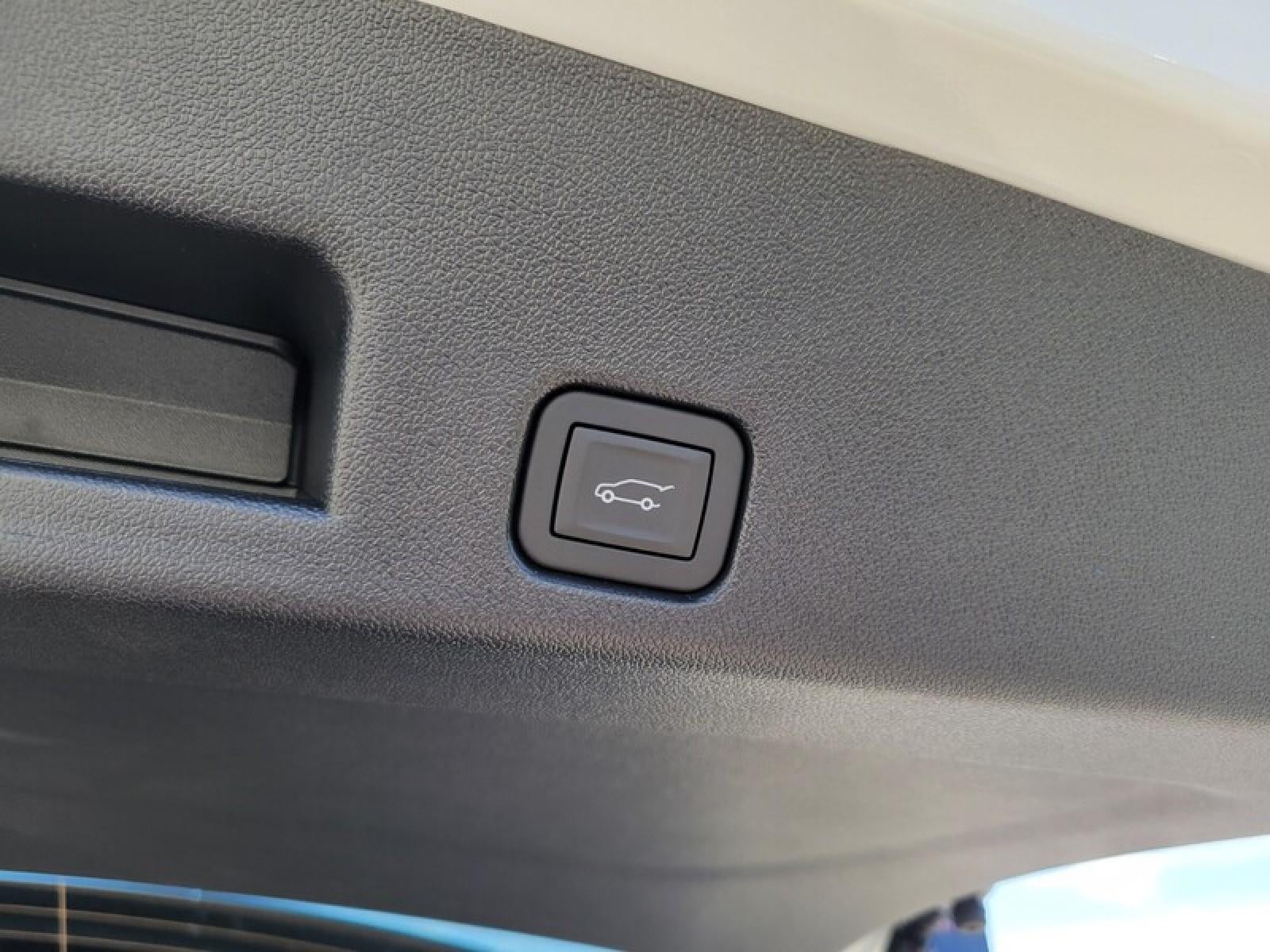 2026 GMC Acadia FWD Elevation