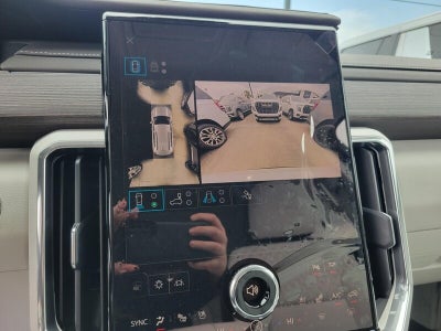 2026 GMC Acadia FWD Denali