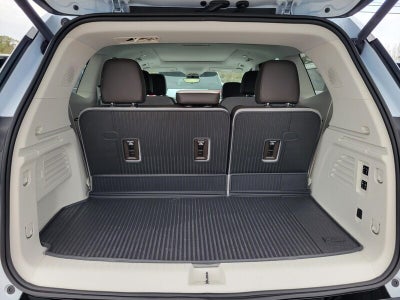 2026 GMC Acadia FWD Denali