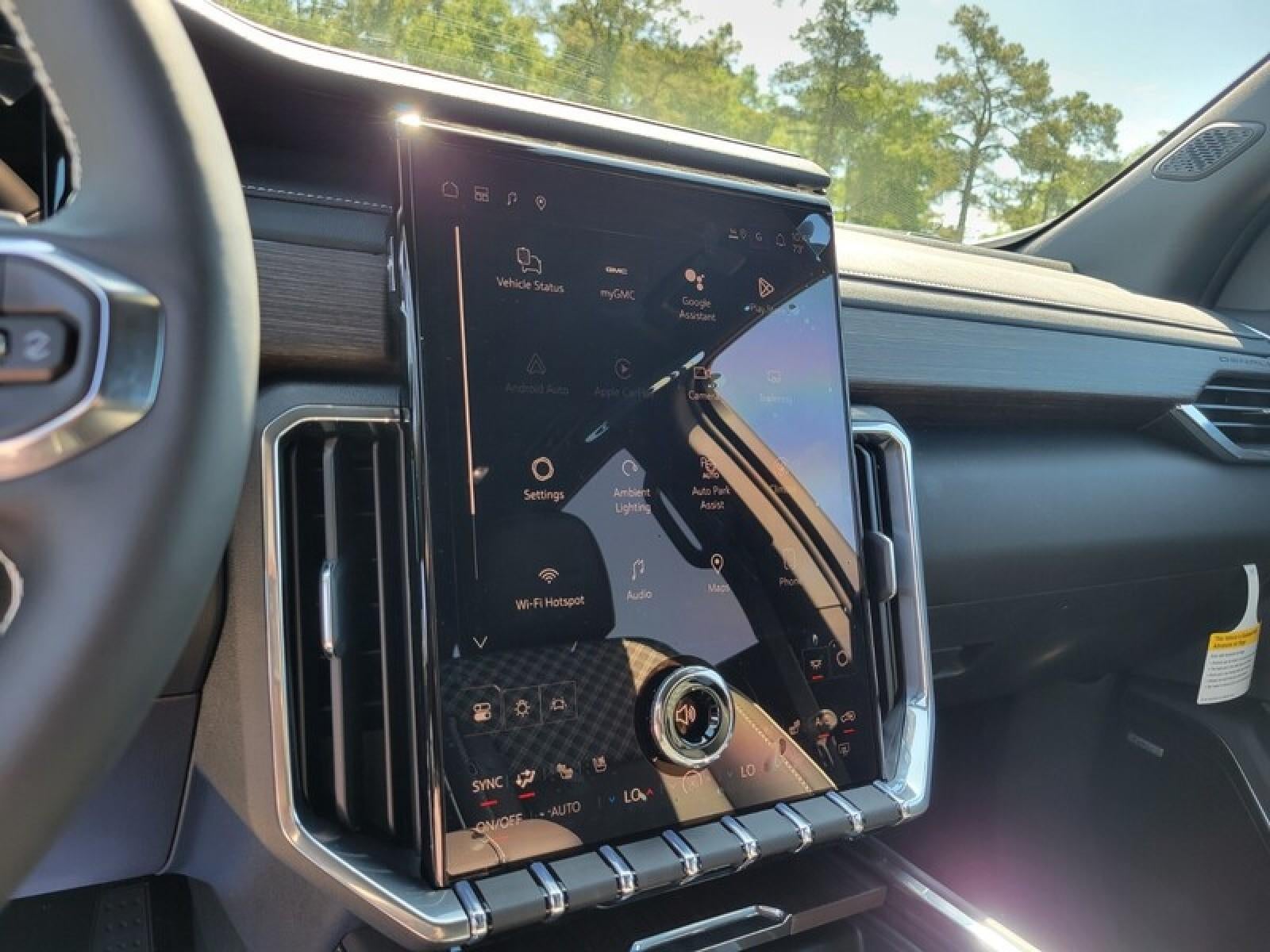 2026 GMC Acadia FWD Denali