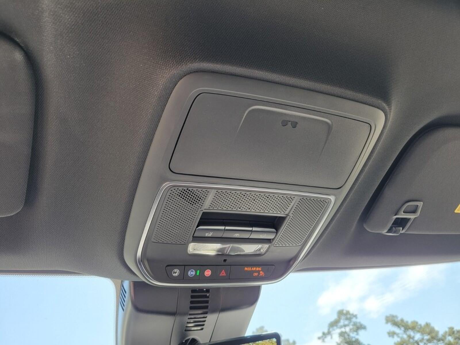 2026 GMC Acadia FWD Denali