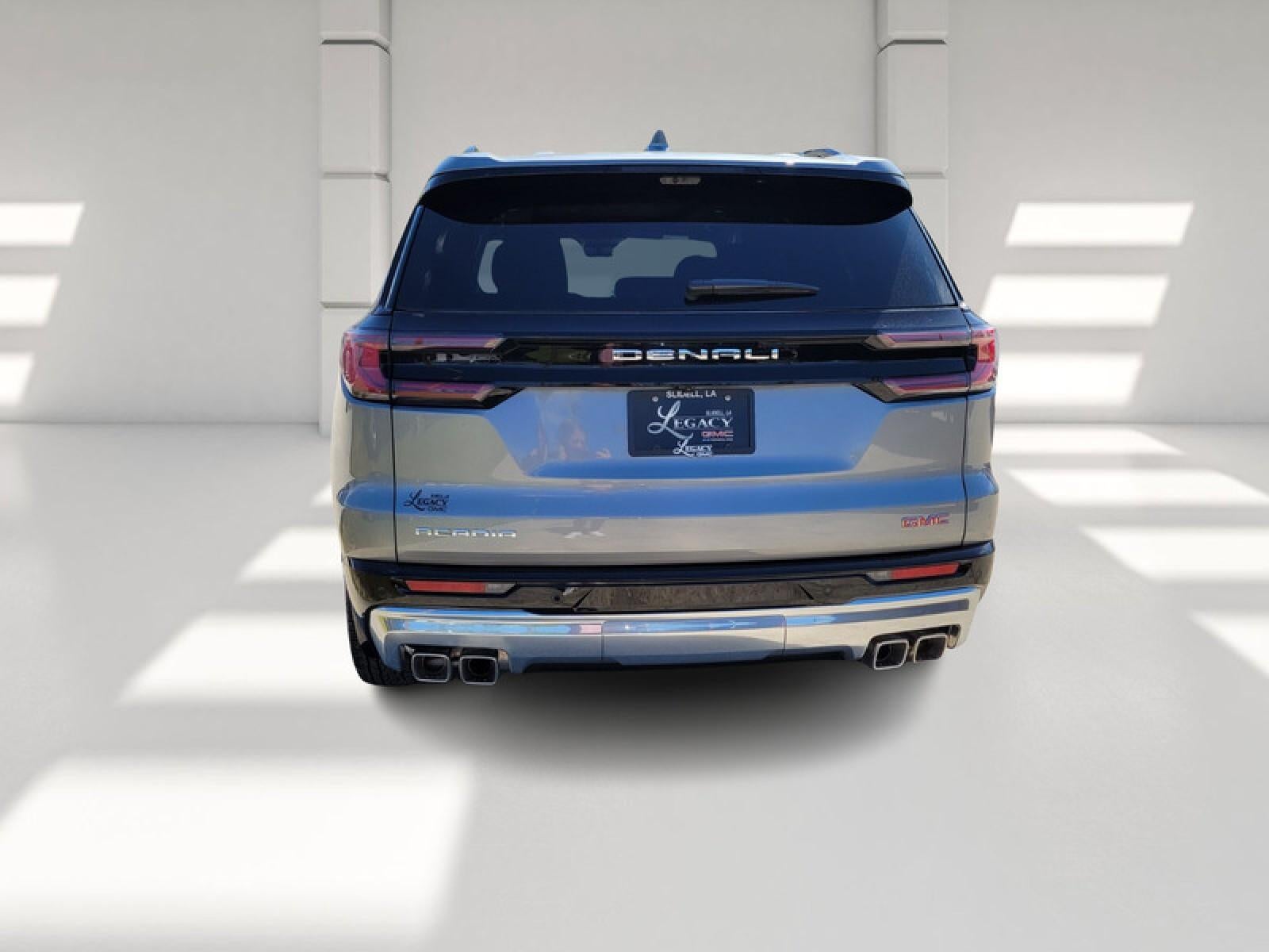 2026 GMC Acadia FWD Denali
