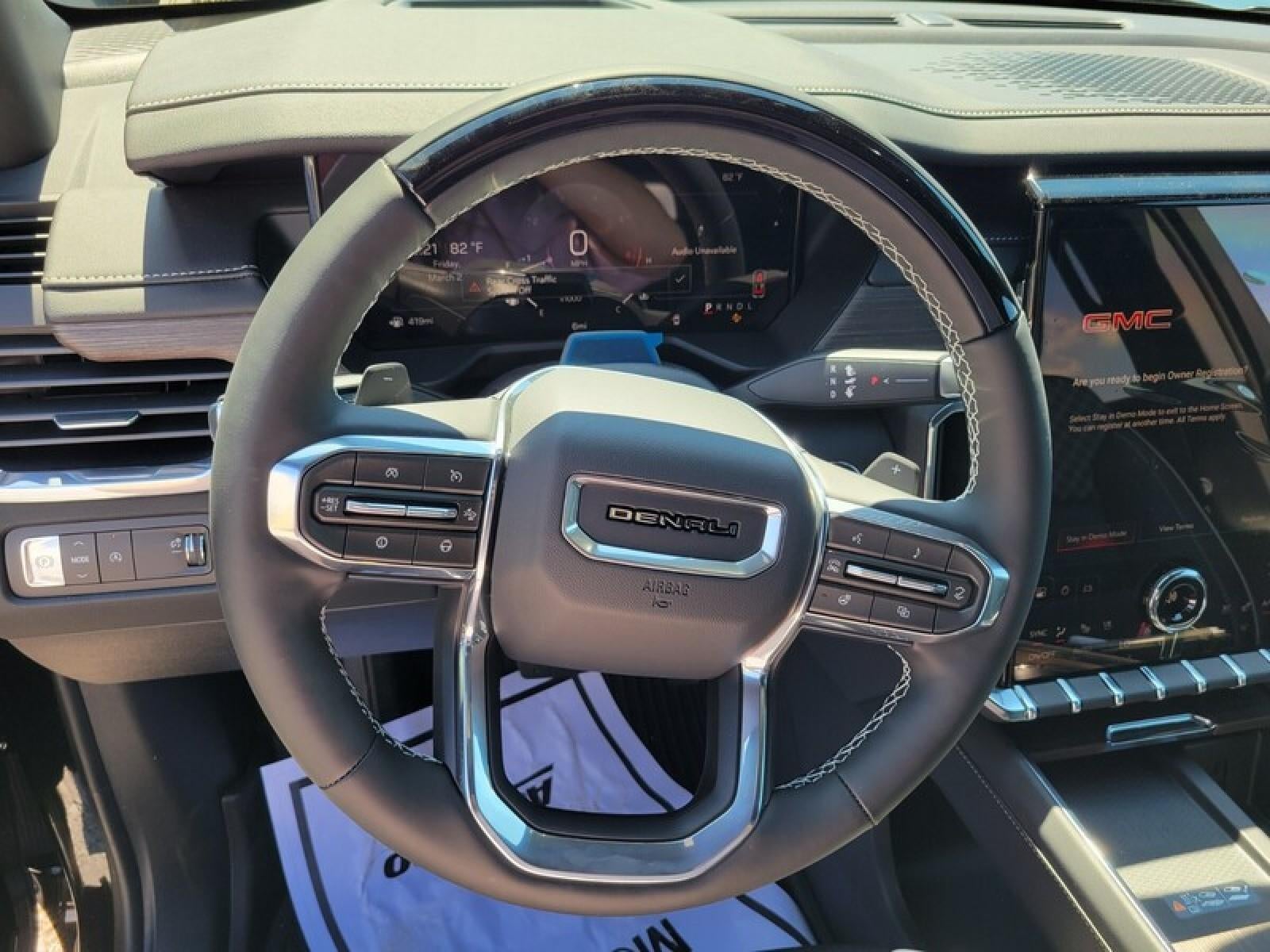 2026 GMC Acadia FWD Denali