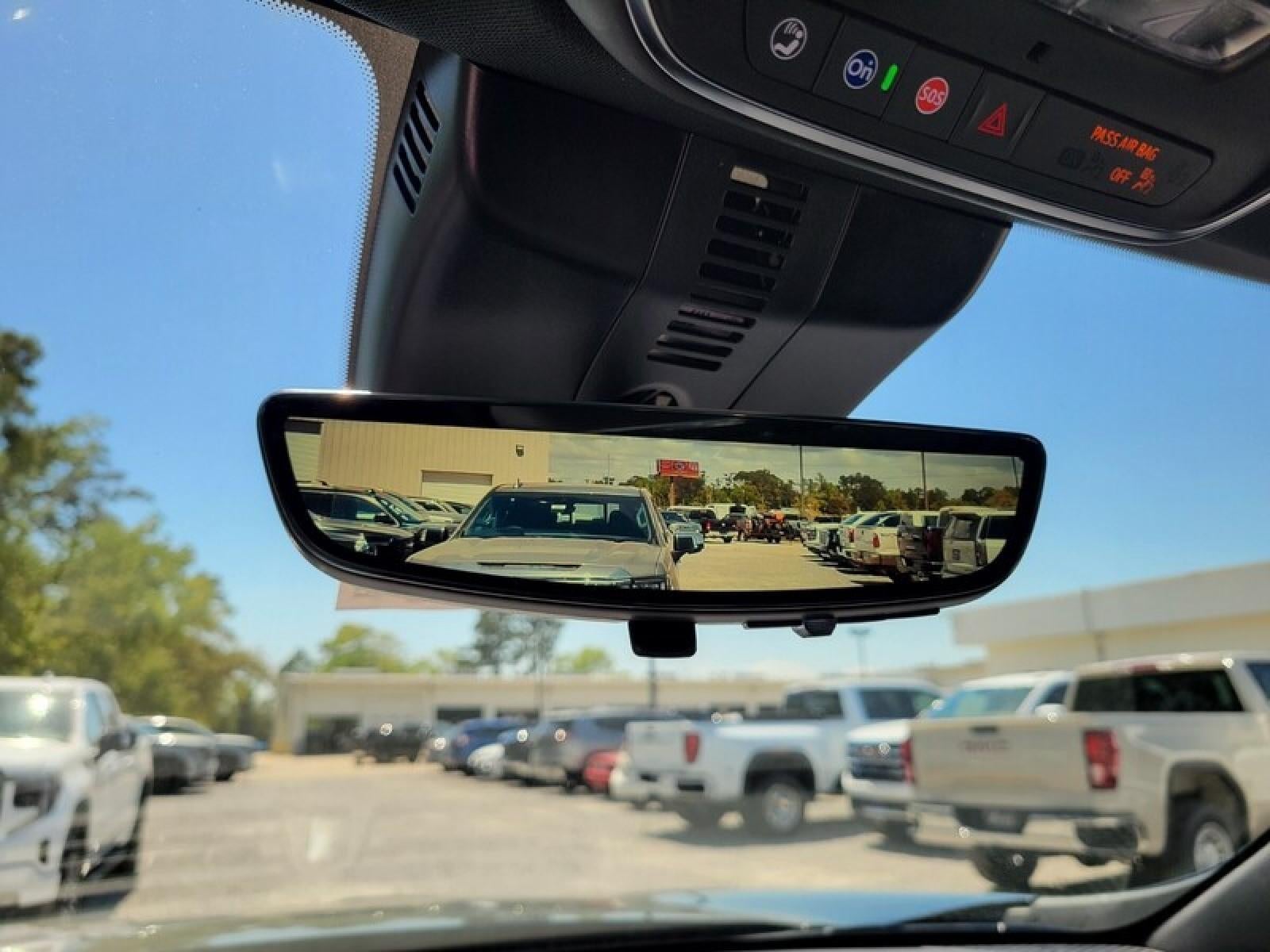 2026 GMC Acadia FWD Denali