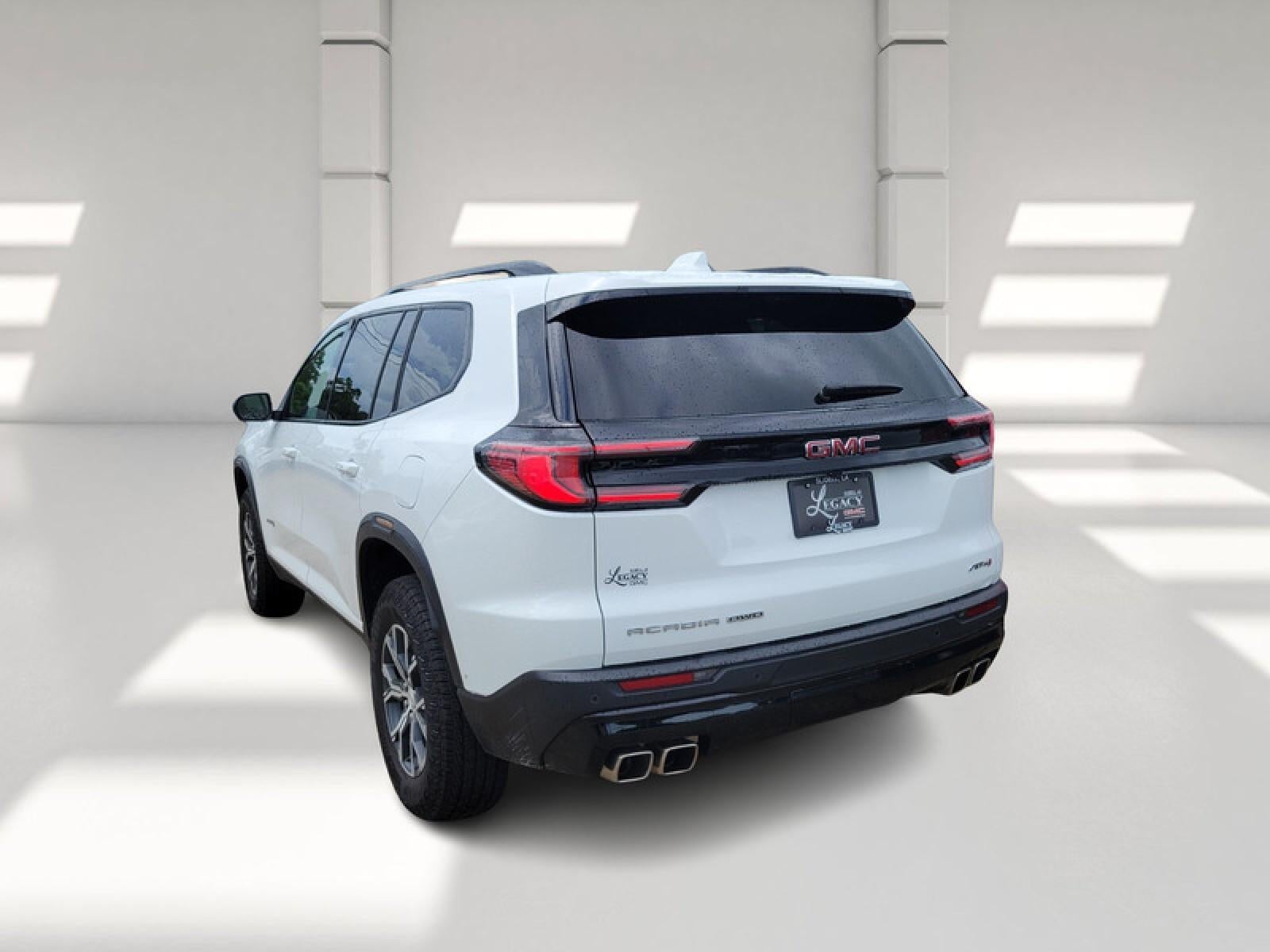2024 GMC Acadia AT4