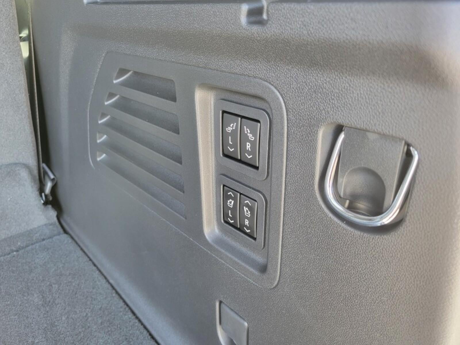 2026 GMC Acadia FWD Denali Ultimate