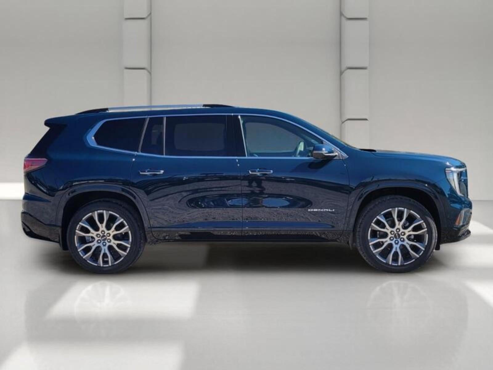 2027 GMC Acadia FWD Denali Ultimate