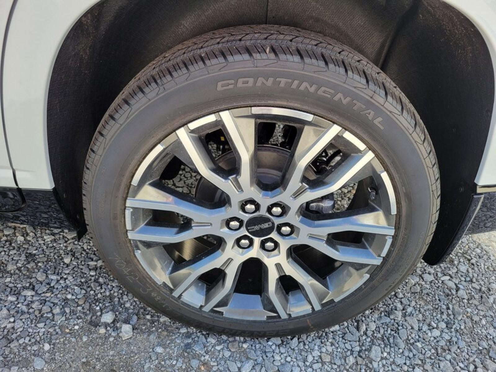 2026 GMC Acadia FWD Denali Ultimate