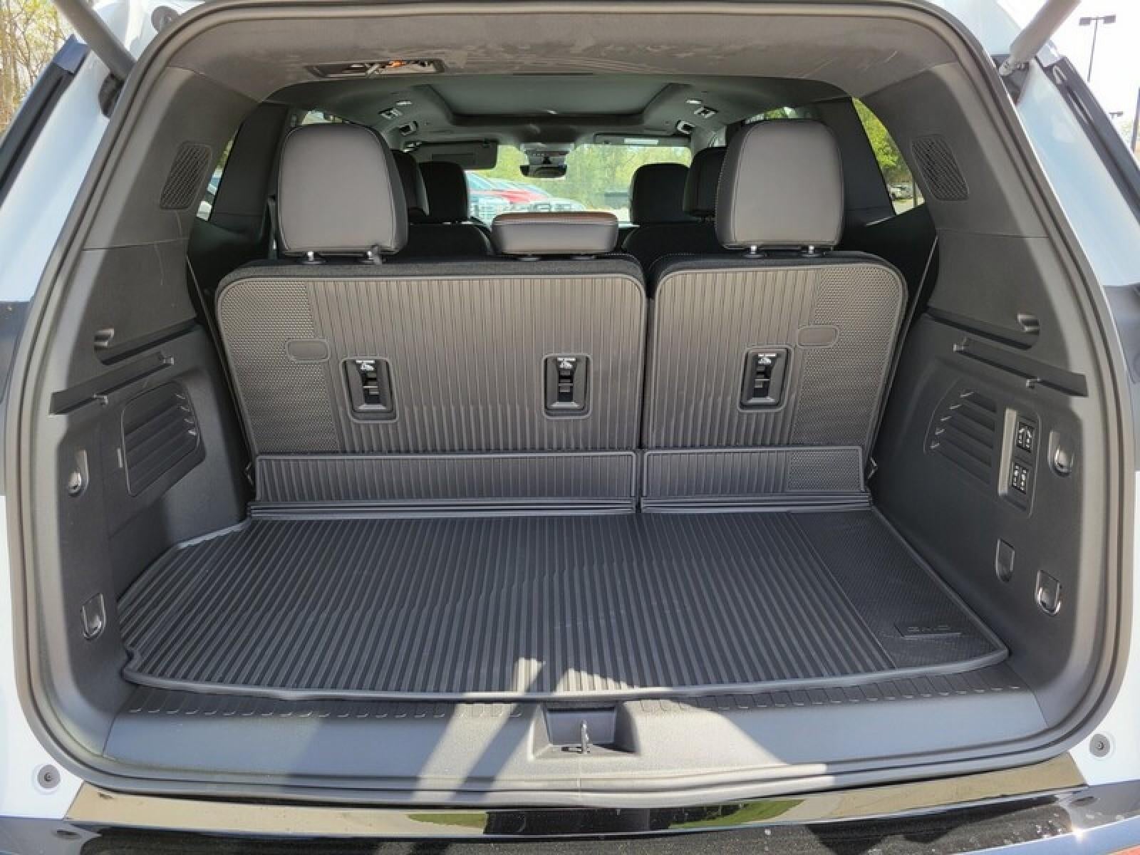 2026 GMC Acadia FWD Denali Ultimate