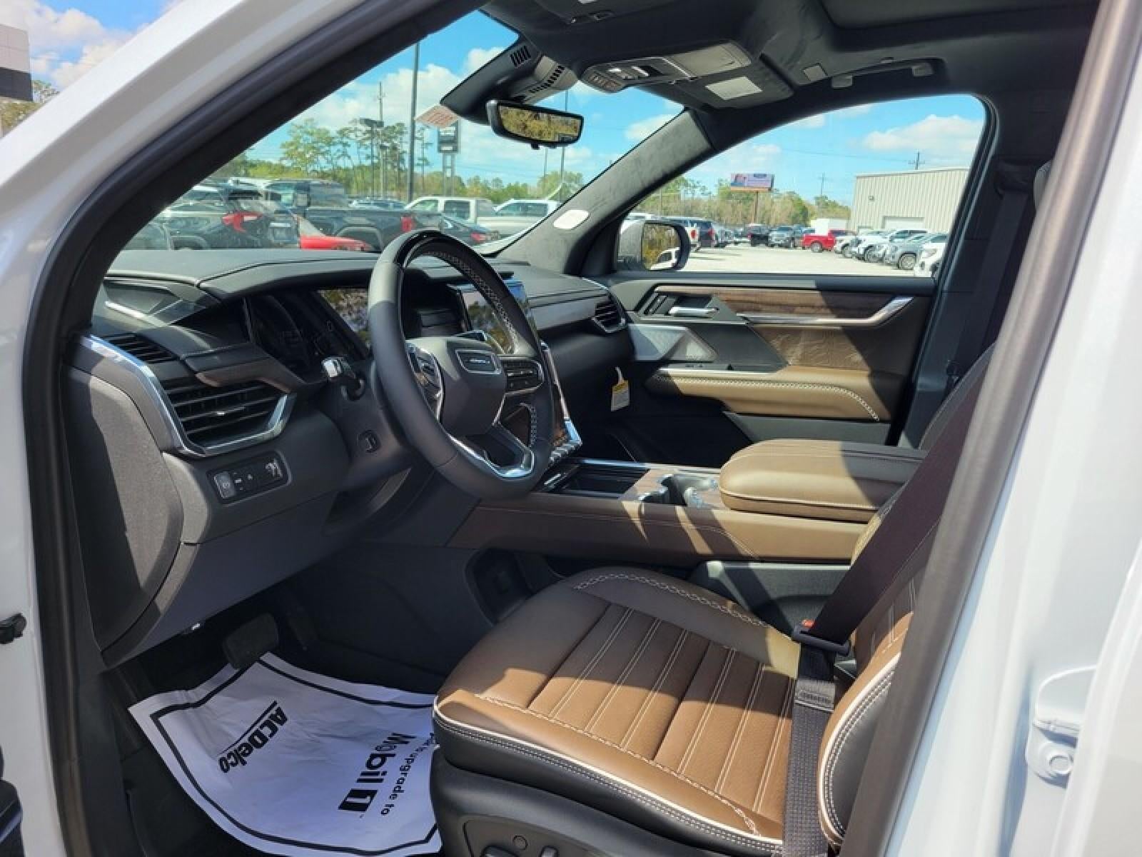 2026 GMC Acadia FWD Denali Ultimate