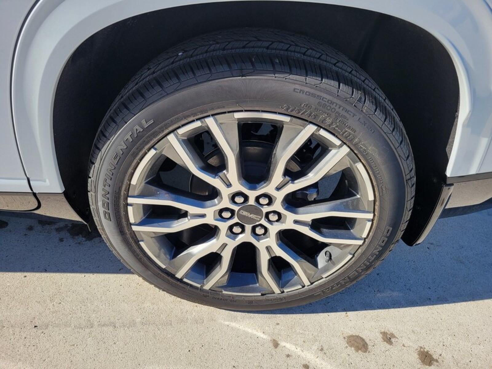 2026 GMC Acadia FWD Denali Ultimate