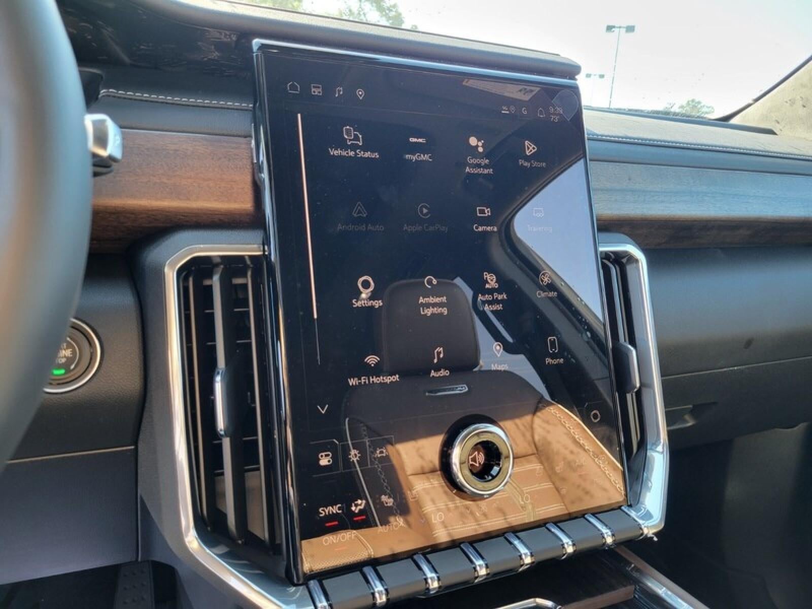 2026 GMC Acadia FWD Denali Ultimate