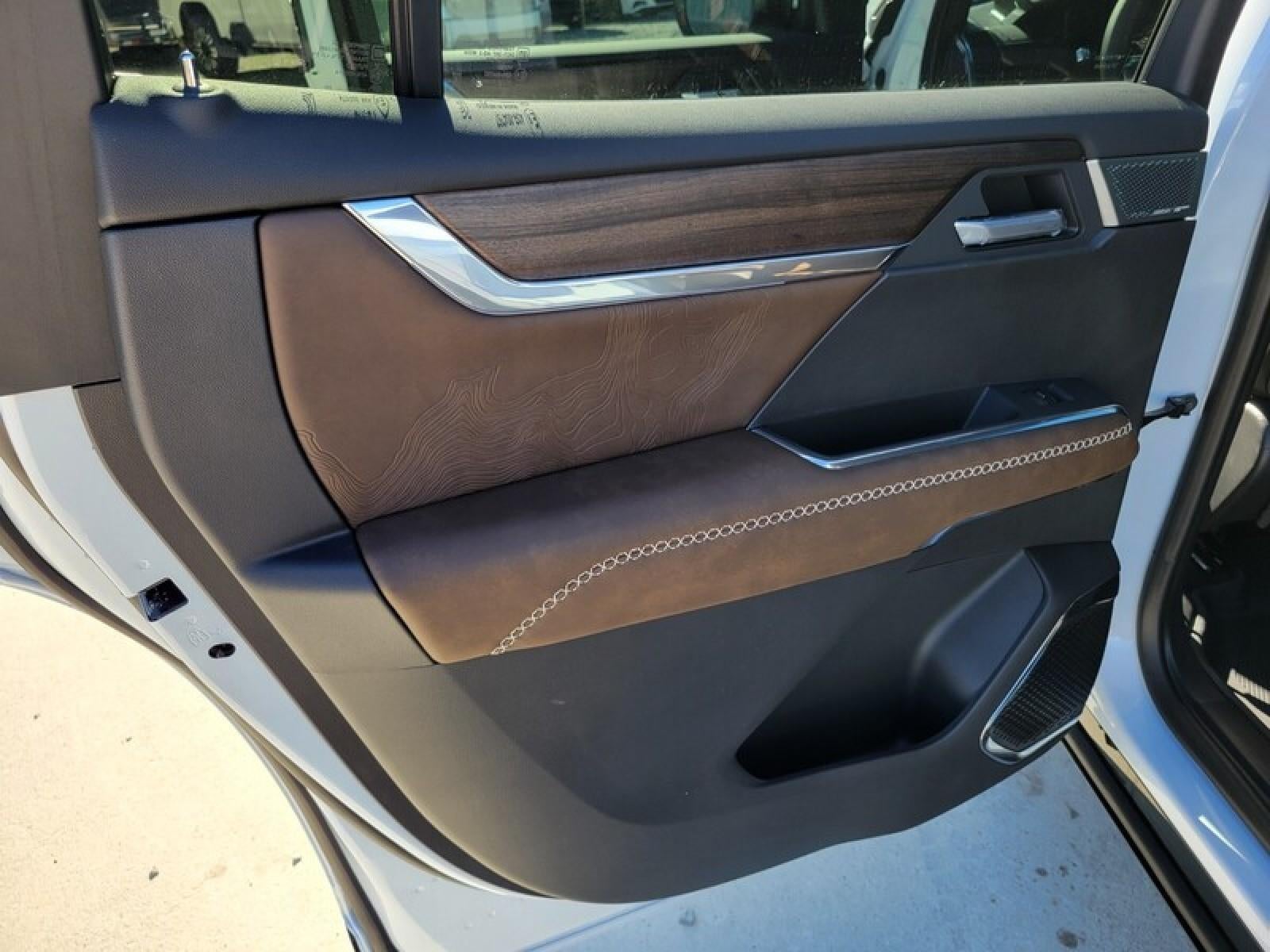 2026 GMC Acadia FWD Denali Ultimate