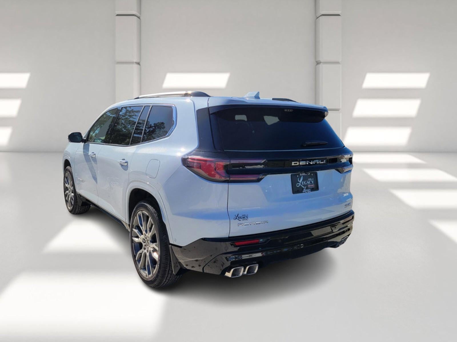 2026 GMC Acadia FWD Denali Ultimate