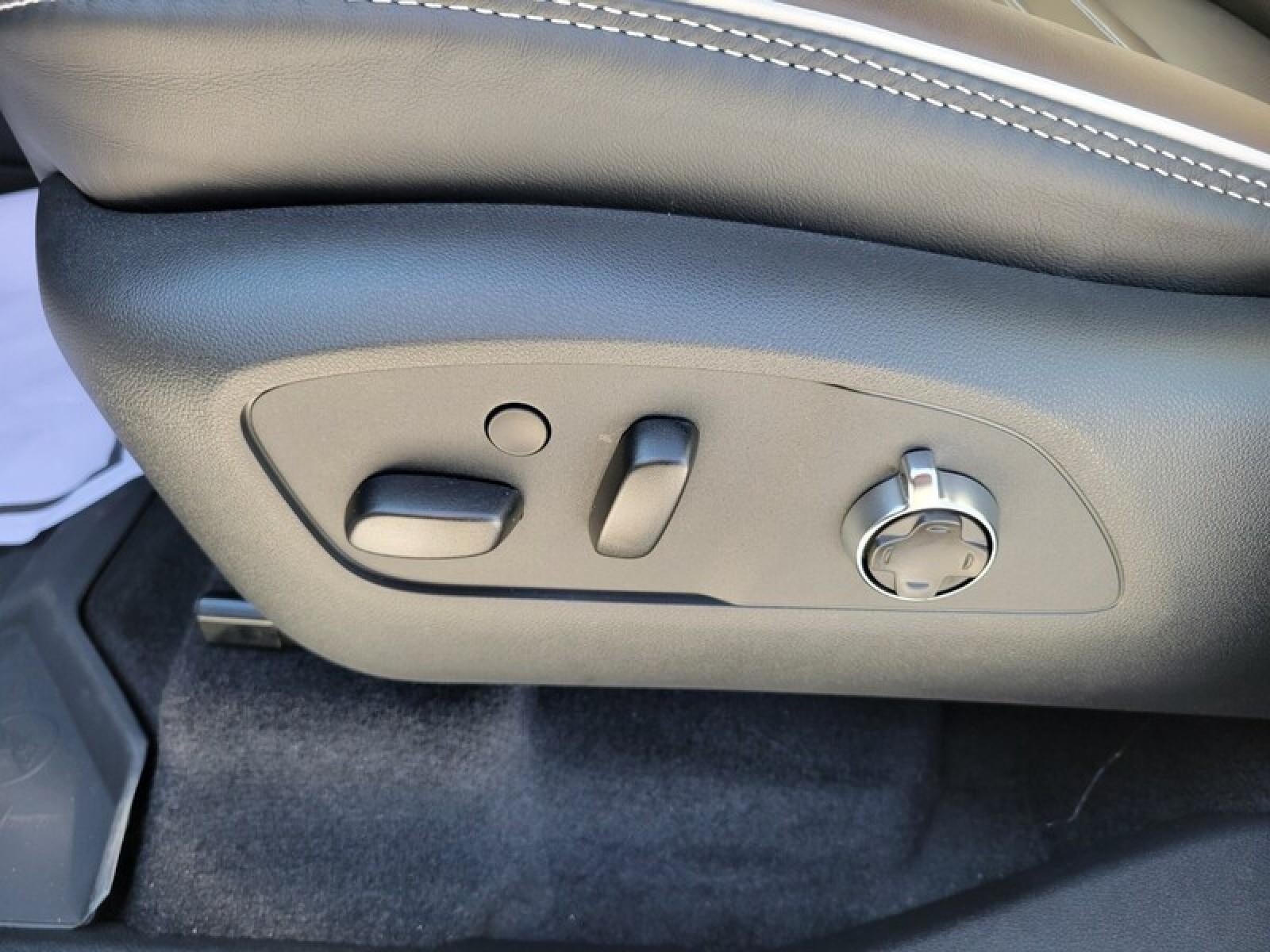 2026 GMC Acadia AWD Denali Ultimate